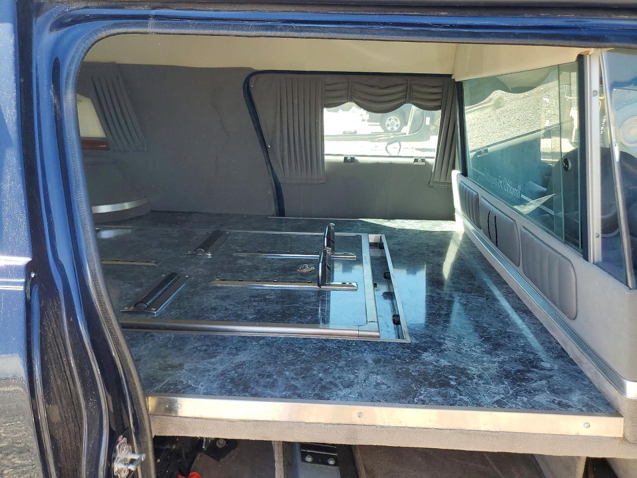 2005 Cadillac Commercial Chassis Blue vin: 1GEEH00Y35U500777
