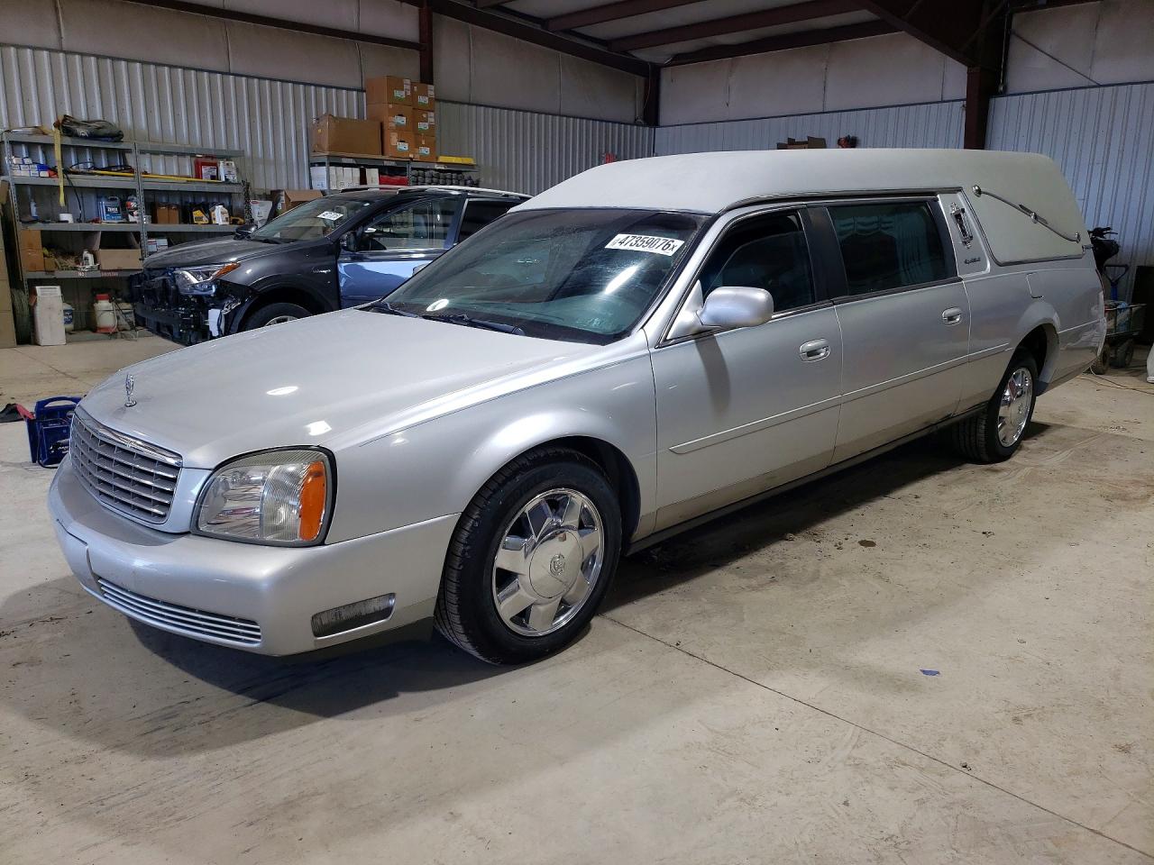 2003 Cadillac Commercial Chassis Silver vin: 1GEEH00Y83U500688