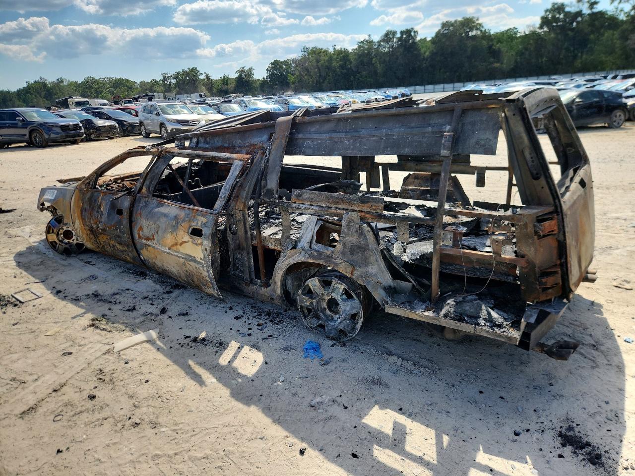 2007 Cadillac Commercial Chassis Burn vin: 1GEEH06Y07U500584