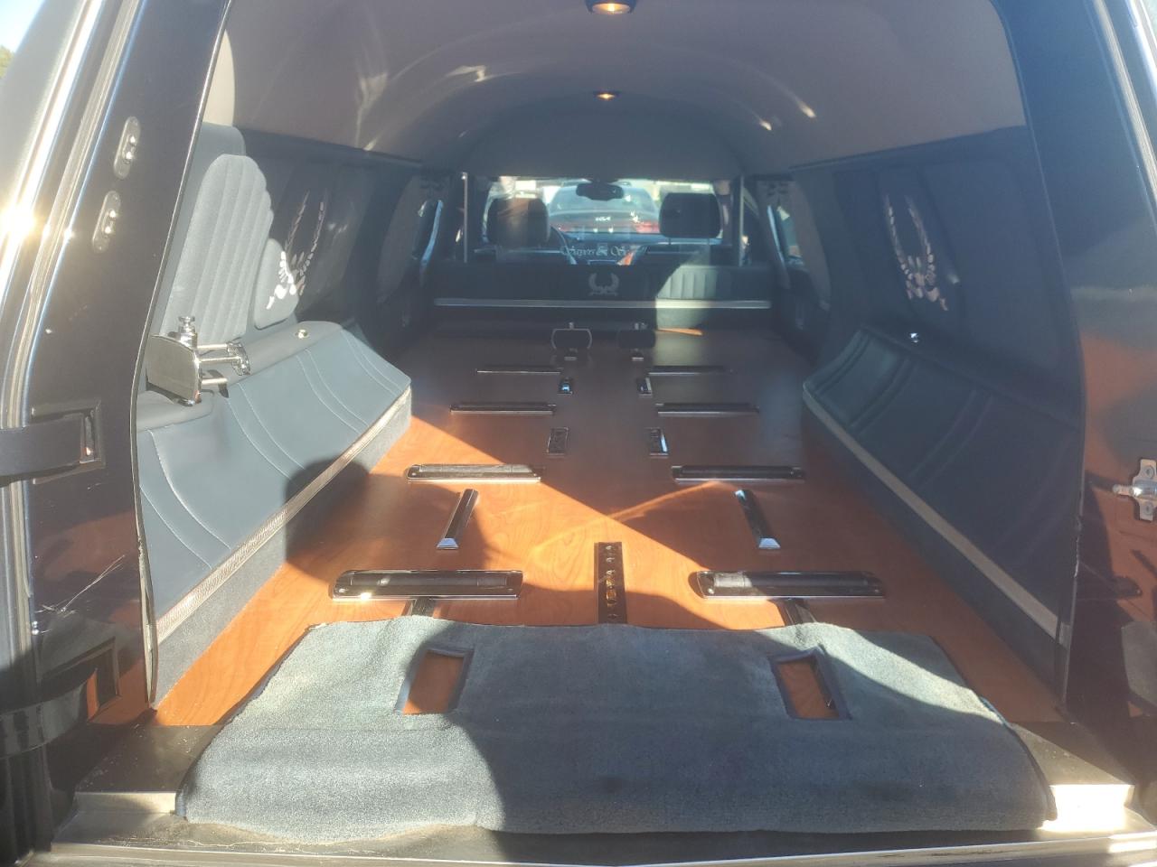 2007 Cadillac Commercial Chassis  Blue vin: 1GEEH06Y27U500683