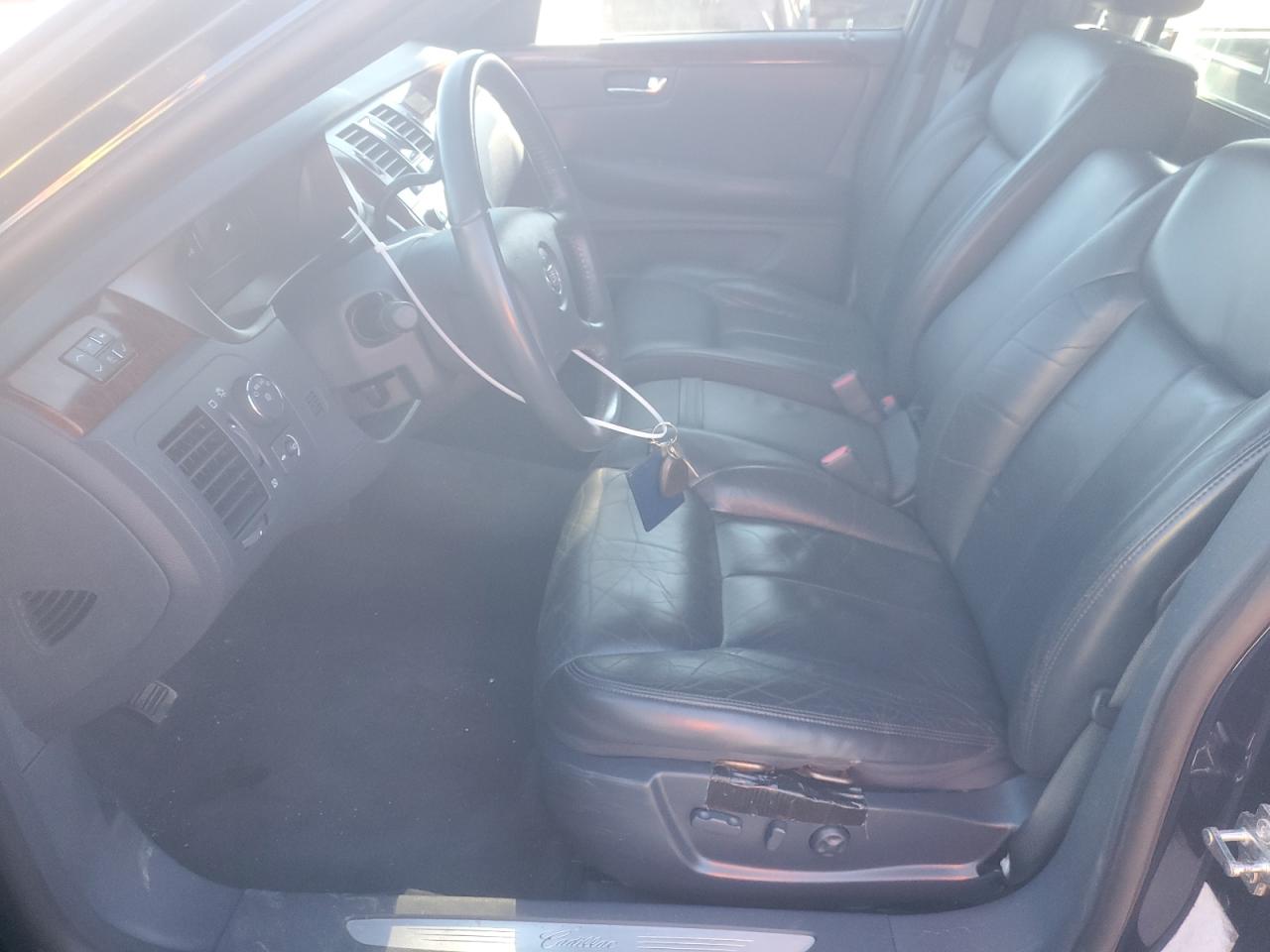2007 Cadillac Commercial Chassis  Blue vin: 1GEEH06Y27U500683