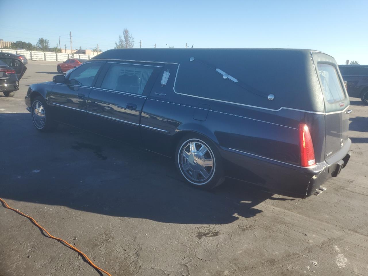 2007 Cadillac Commercial Chassis  Blue vin: 1GEEH06Y27U500683
