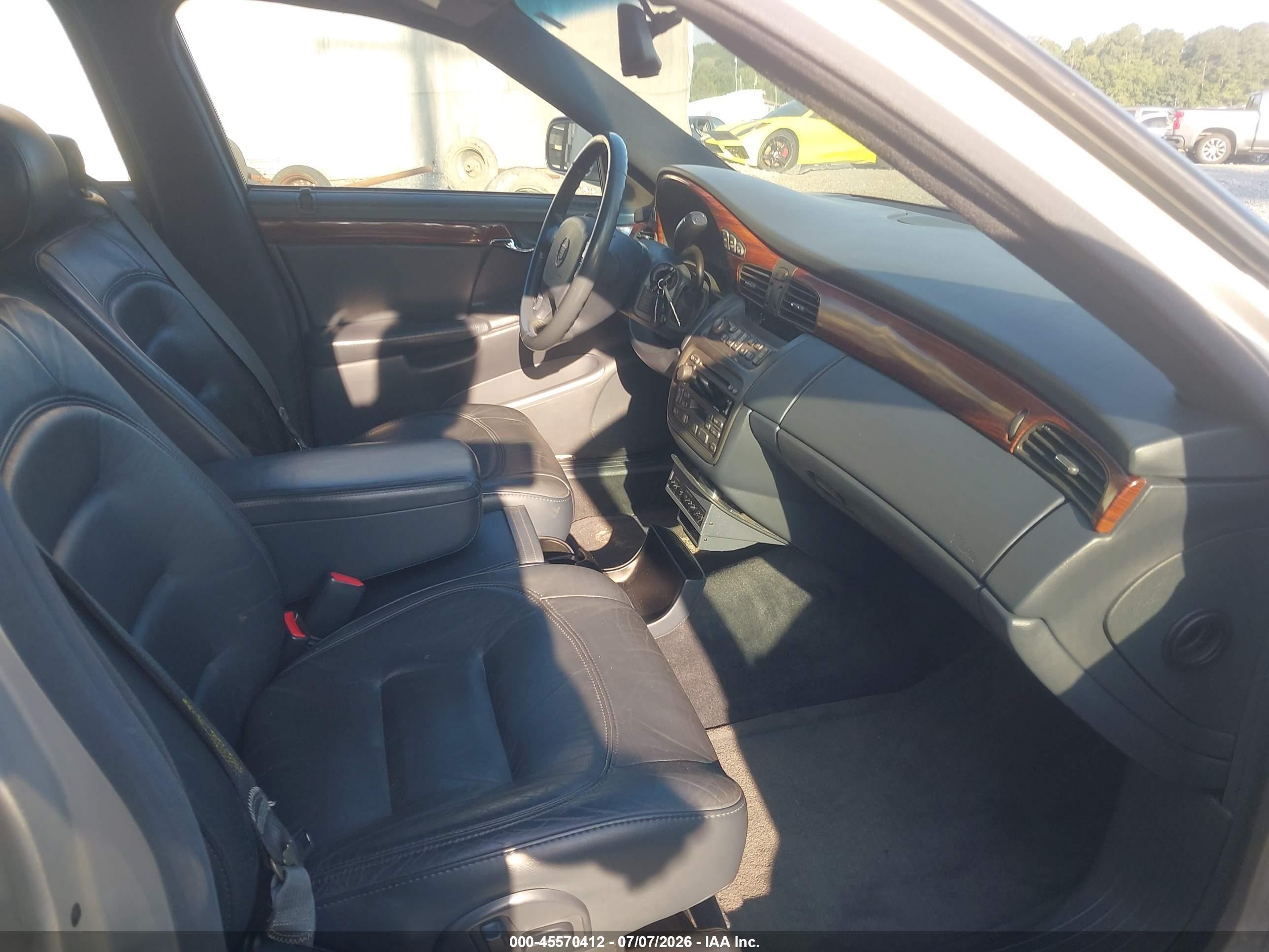 2003 Cadillac Deville Standard Silver vin: 1GEEH90Y13U550353