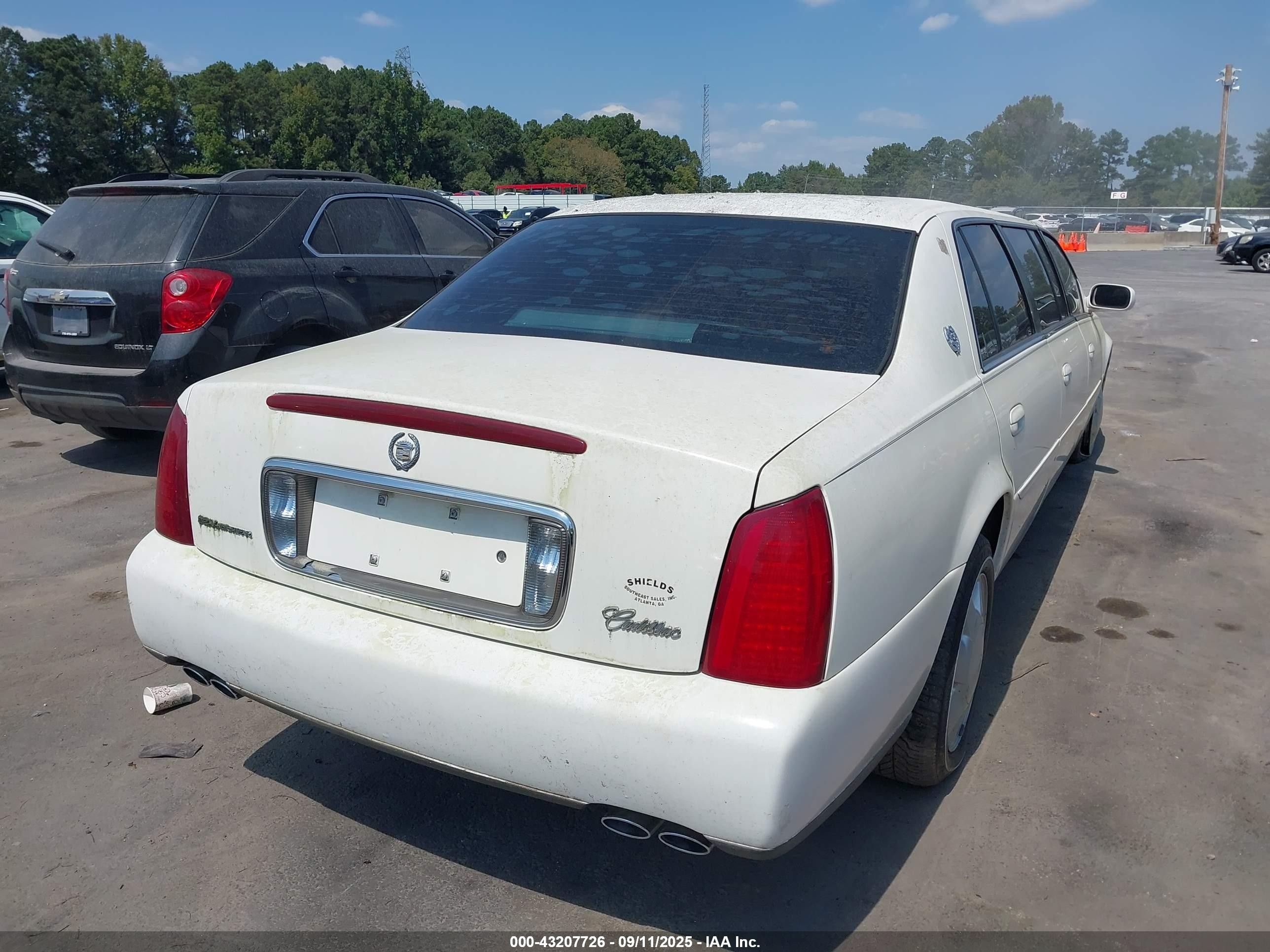 2000 Cadillac Deville Standard Белый vin: 1GEEH90Y7YU550414