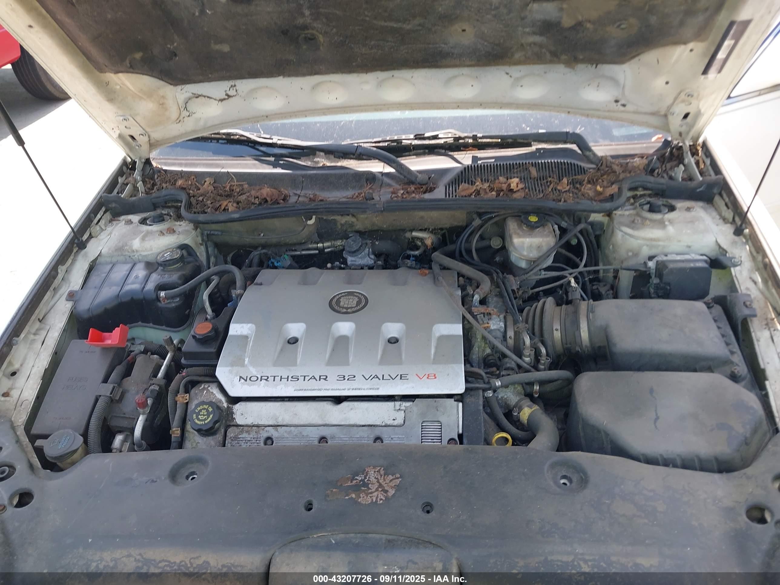2000 Cadillac Deville Standard Белый vin: 1GEEH90Y7YU550414