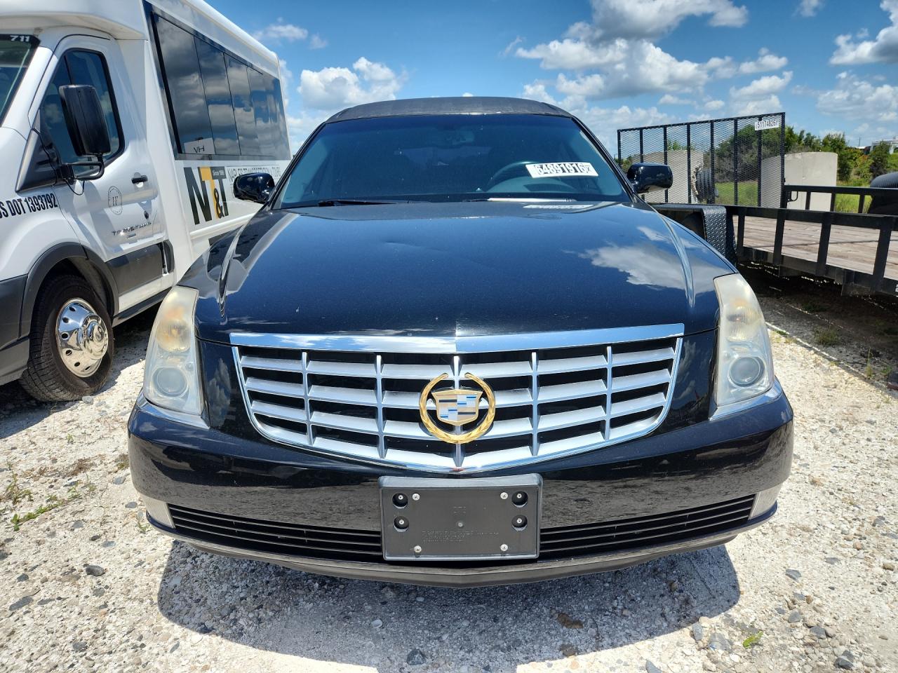 2007 Cadillac Professional Chassis Black vin: 1GEEH96Y47U550182 Damage: Hood, Dent(S) W/ Paint Dmg, 11 To 12 Inches