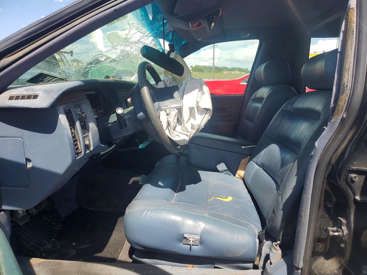 1996 Cadillac Commercial Chassis Black vin: 1GEFH90P0TR705716