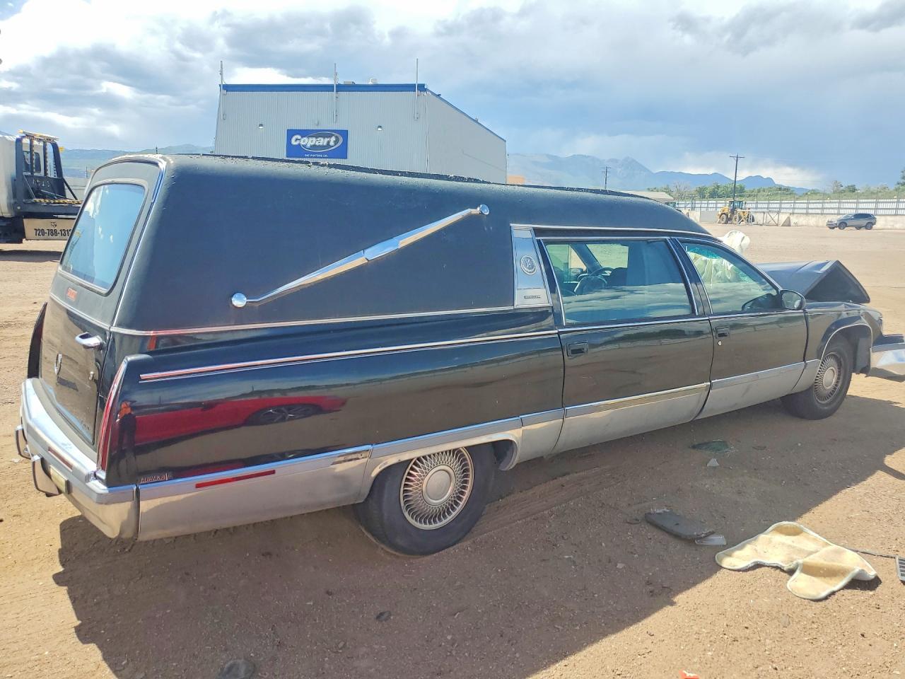 1996 Cadillac Commercial Chassis Black vin: 1GEFH90P0TR705716
