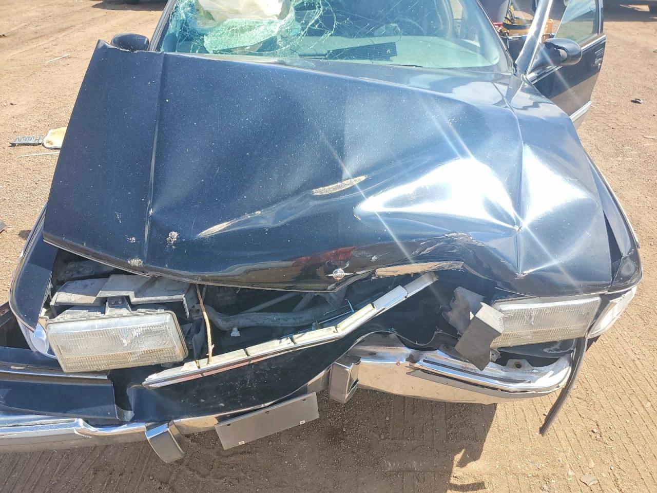 1996 Cadillac Commercial Chassis Black vin: 1GEFH90P0TR705716
