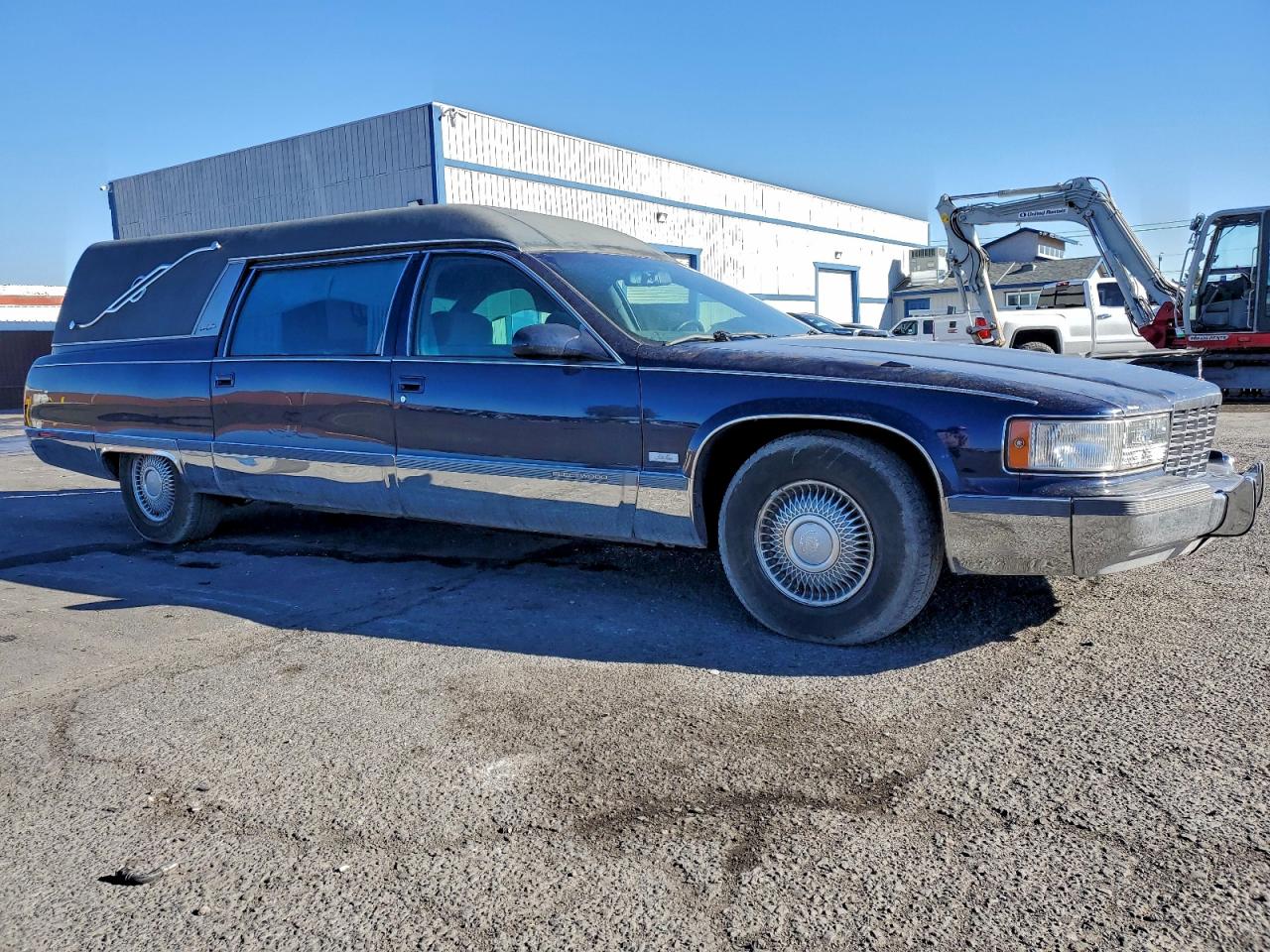 1995 Cadillac Commercial Chassis Blue vin: 1GEFH90P3SR700587