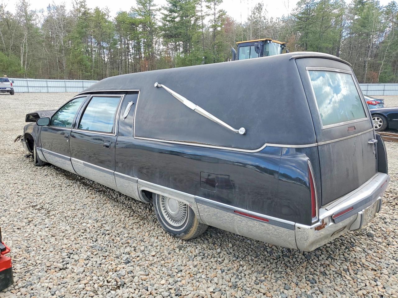 1996 Cadillac Commercial Chassis Black vin: 1GEFH90P4TR707145