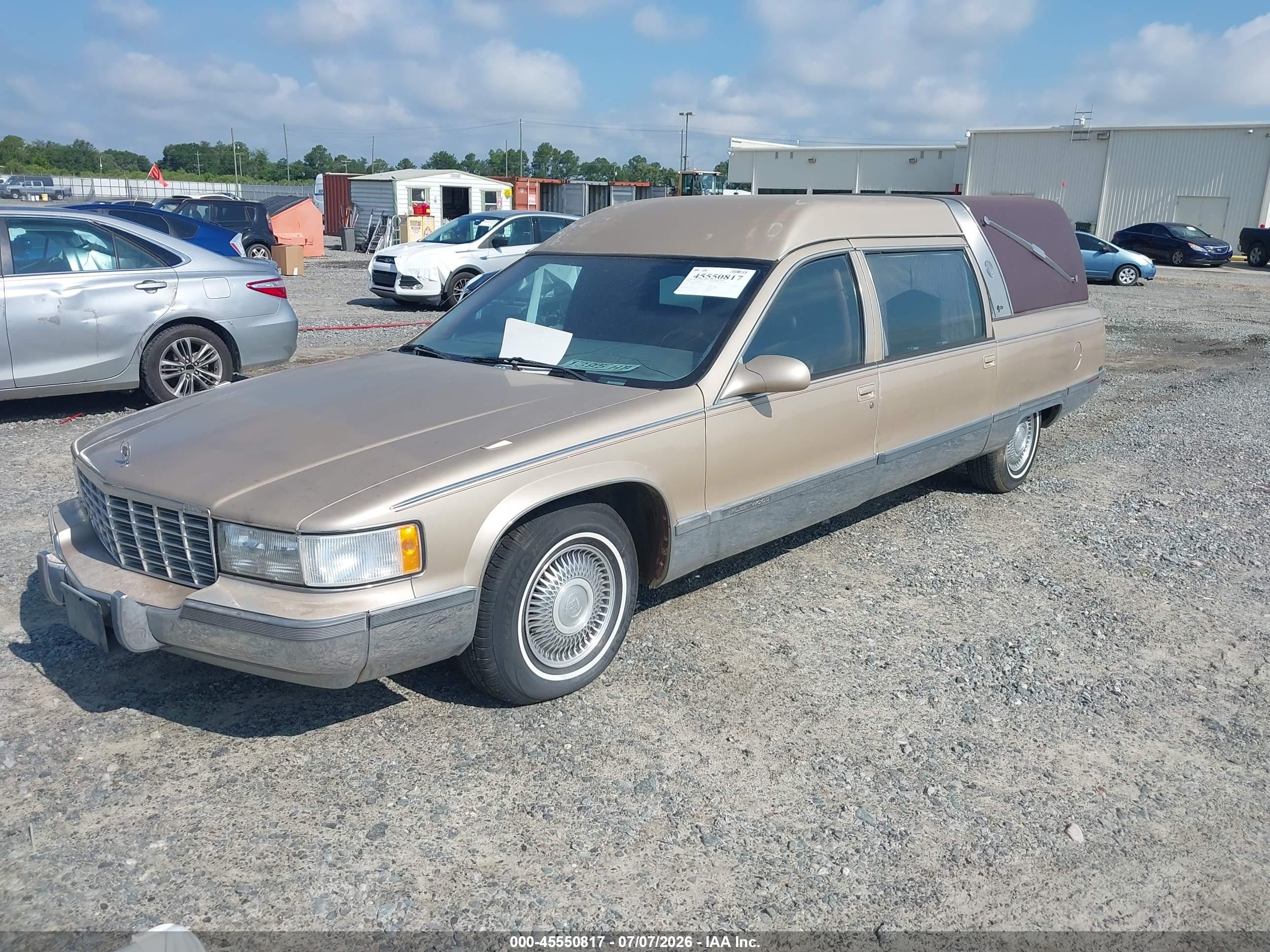 1996 Cadillac Commercial Chassis   Gold vin: 1GEFH90P9TR706072