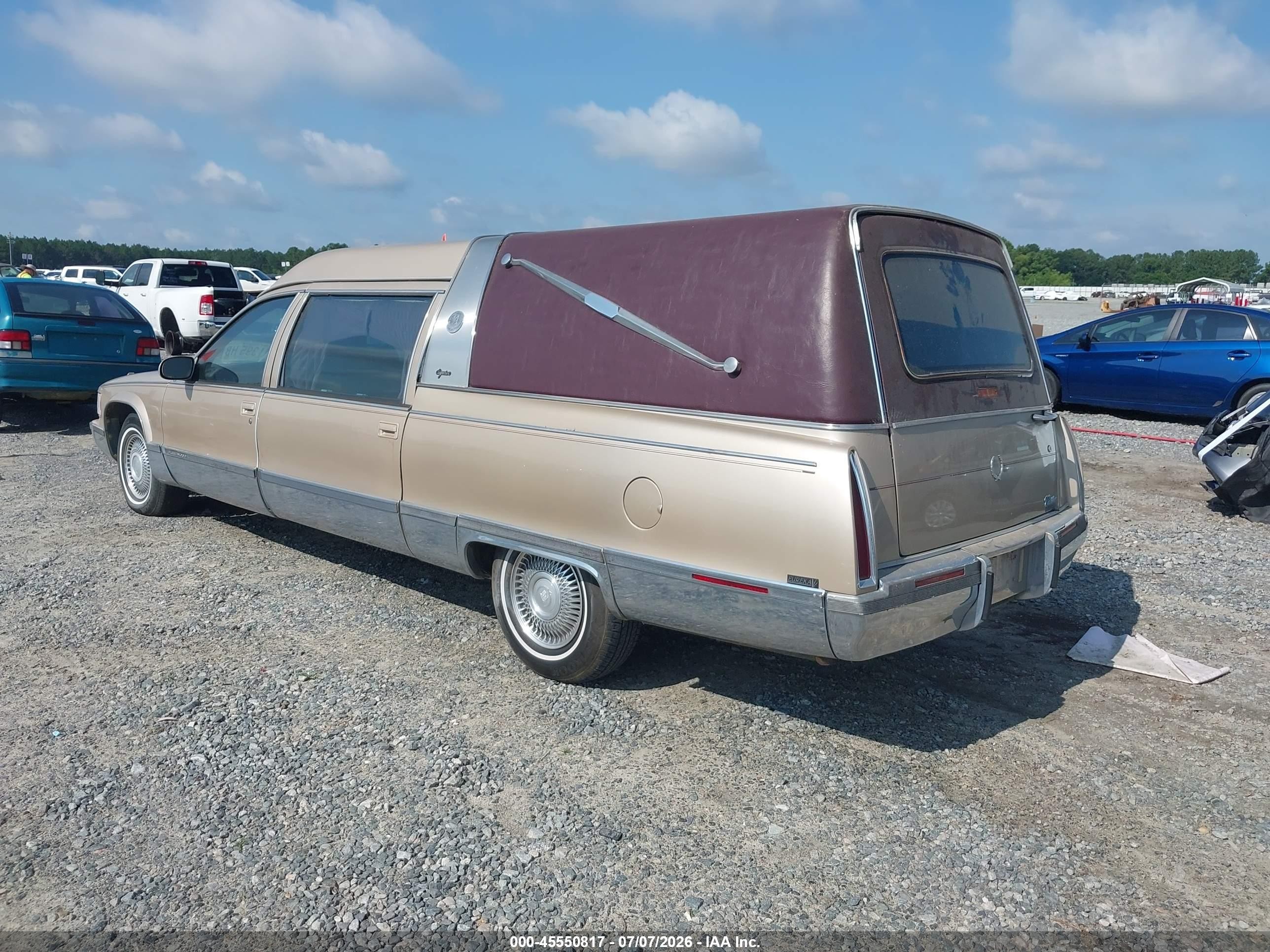 1996 Cadillac Commercial Chassis   Gold vin: 1GEFH90P9TR706072