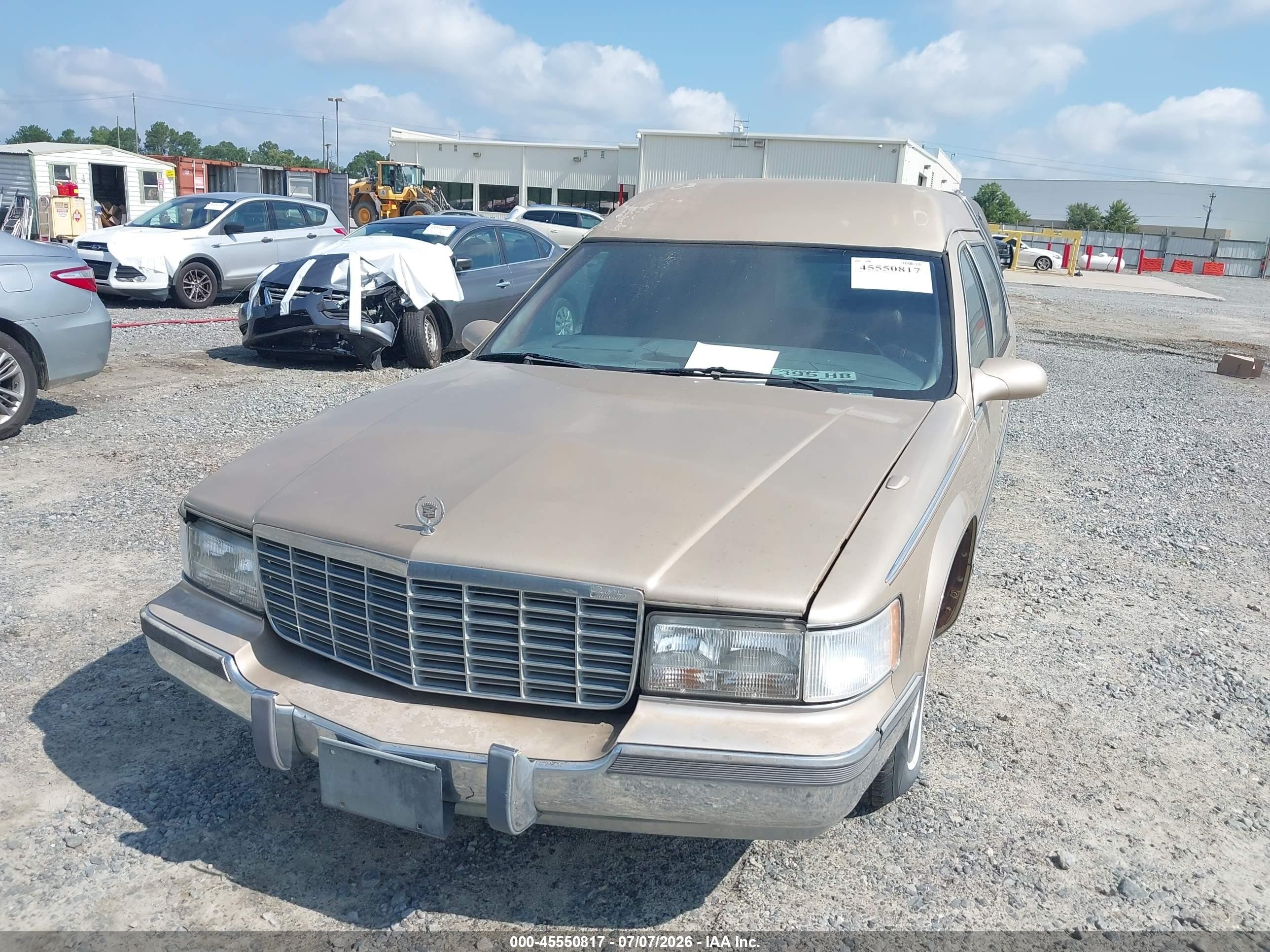 1996 Cadillac Commercial Chassis   Gold vin: 1GEFH90P9TR706072