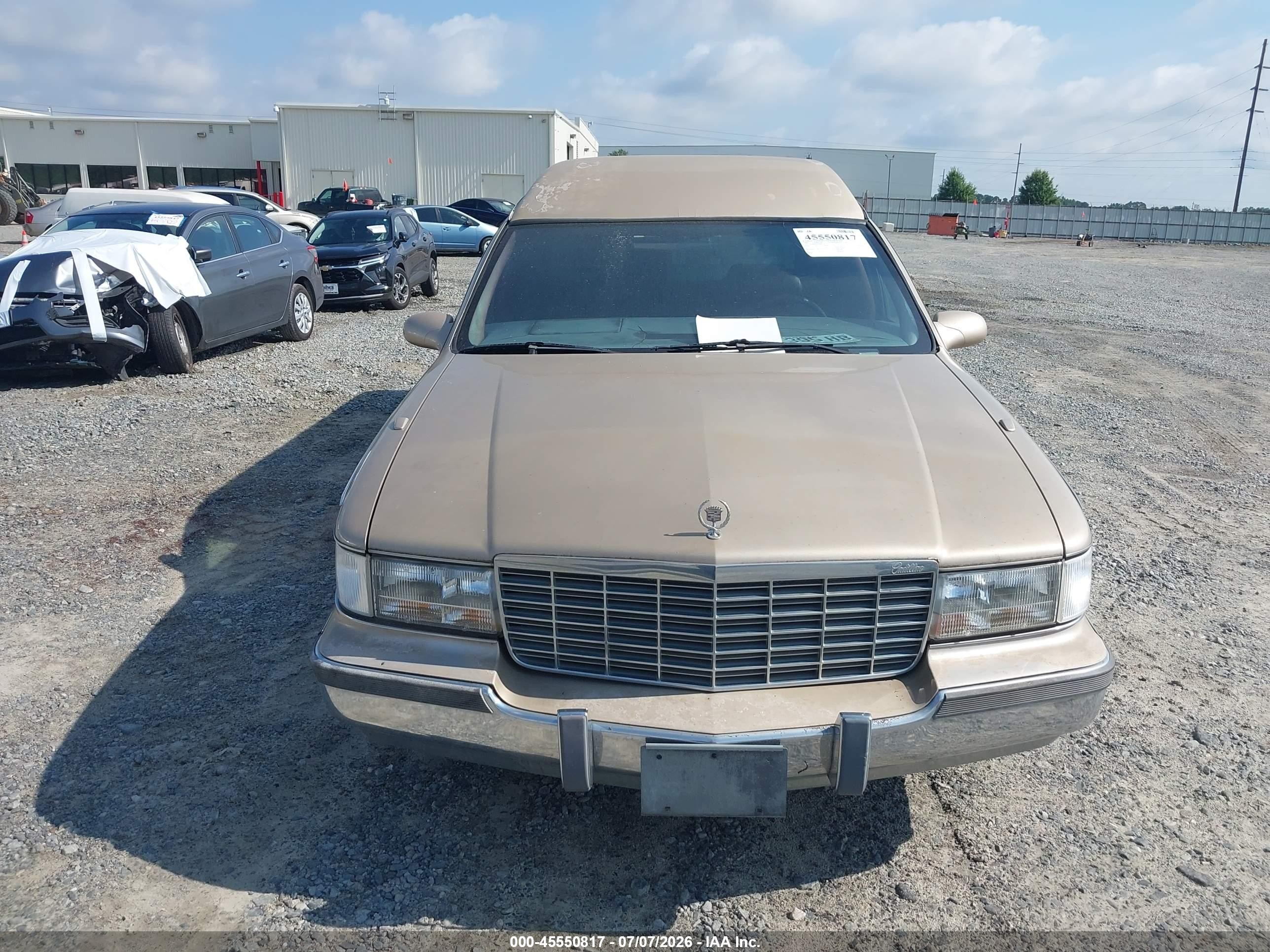 1996 Cadillac Commercial Chassis   Gold vin: 1GEFH90P9TR706072