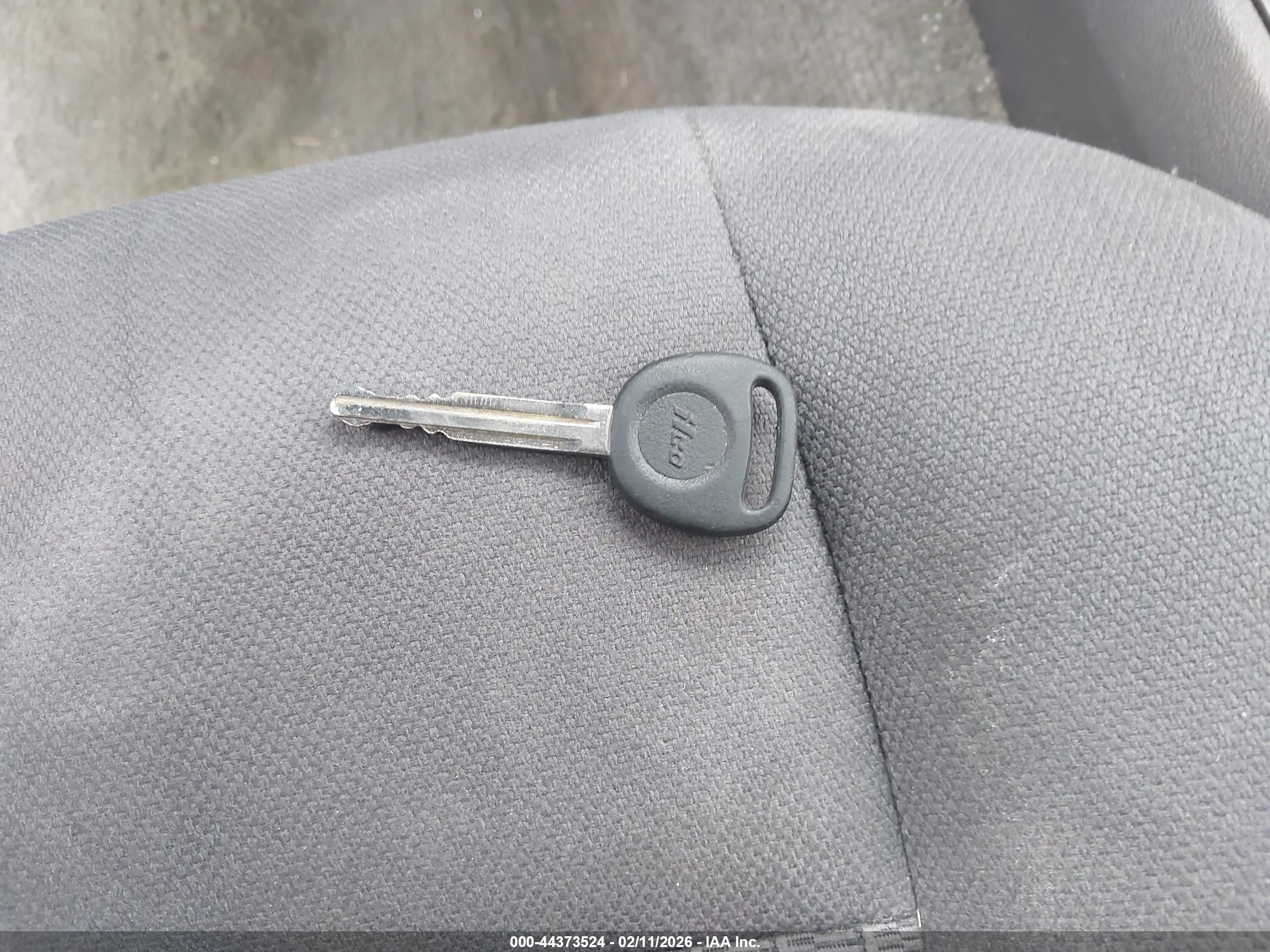 2006 Isuzu I-280 Ls Silver vin: 1GGCS198068701684