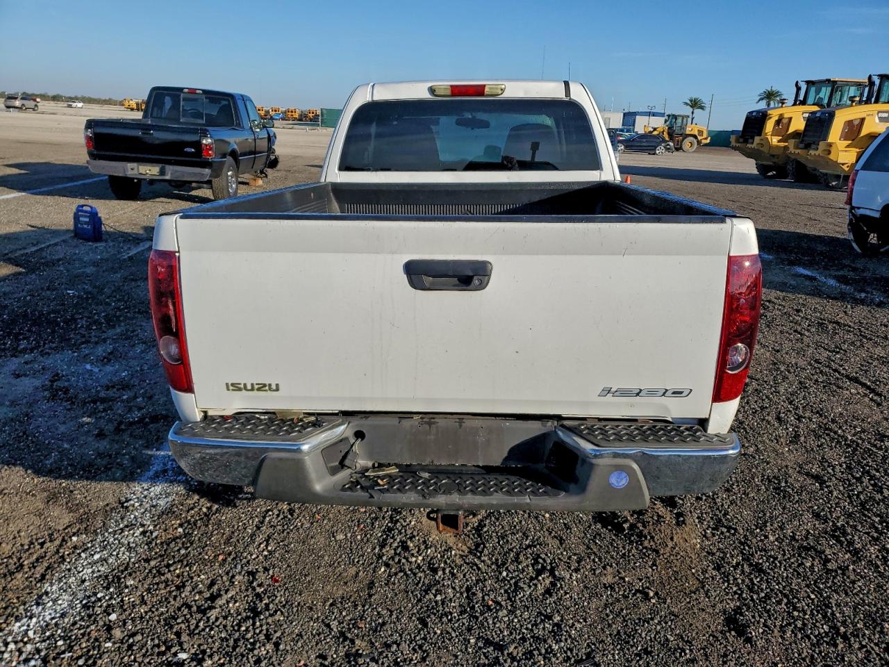 2006 Isuzu I-280 White vin: 1GGCS198168703489