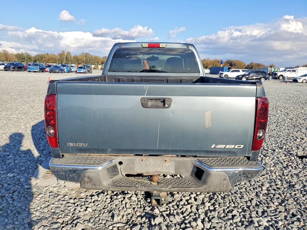 2006 Isuzu I-280 Blue vin: 1GGCS198268703260
