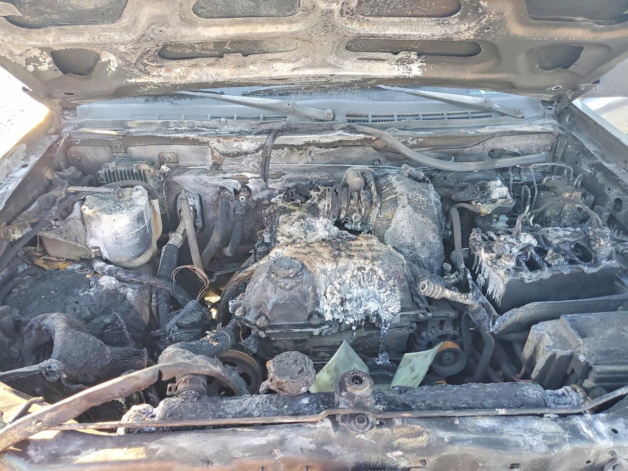 2006 Isuzu I-280 Blue vin: 1GGCS198268703260
