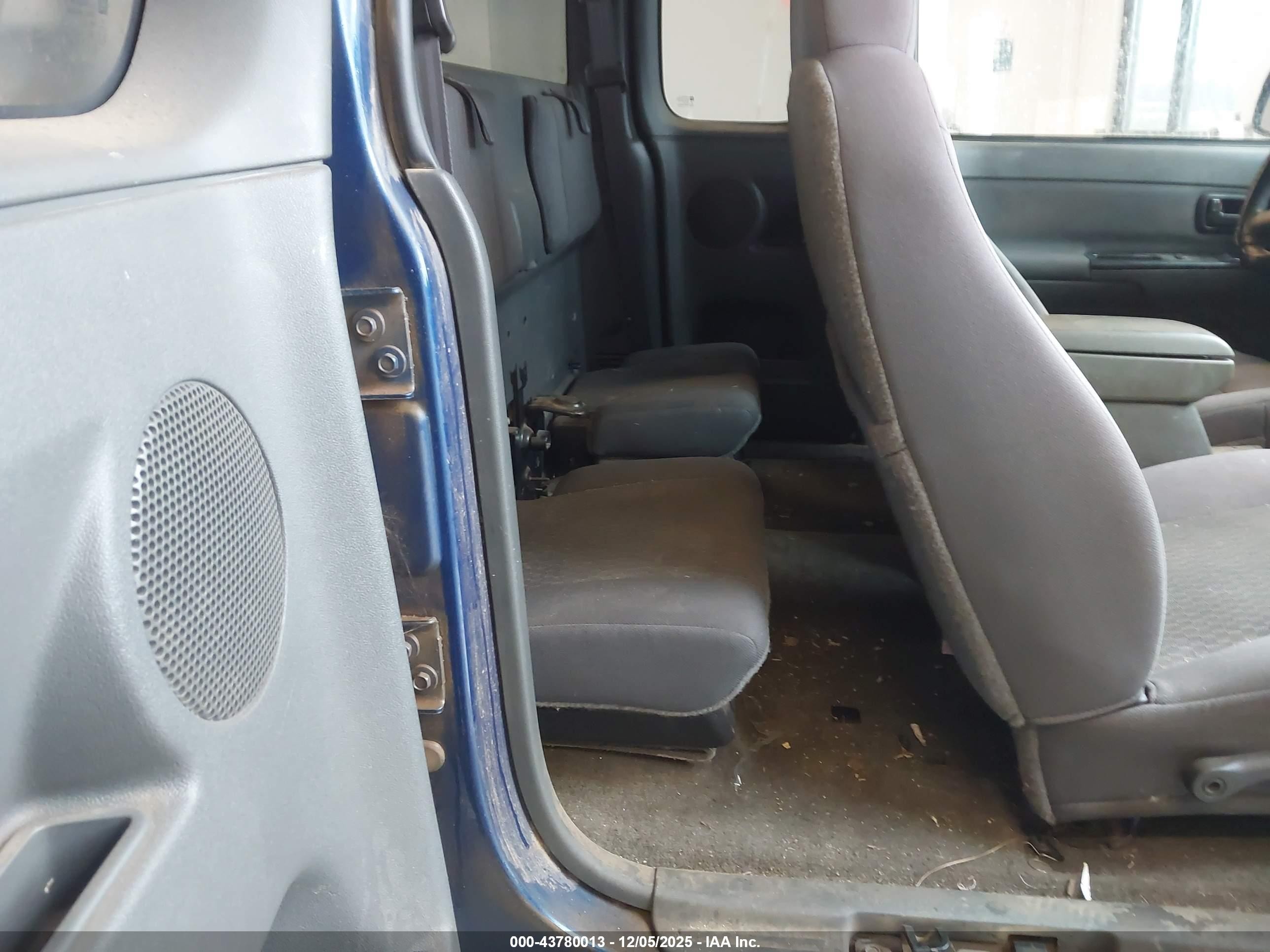 2006 Isuzu I-280 Ls Dark Blue vin: 1GGCS198668704167