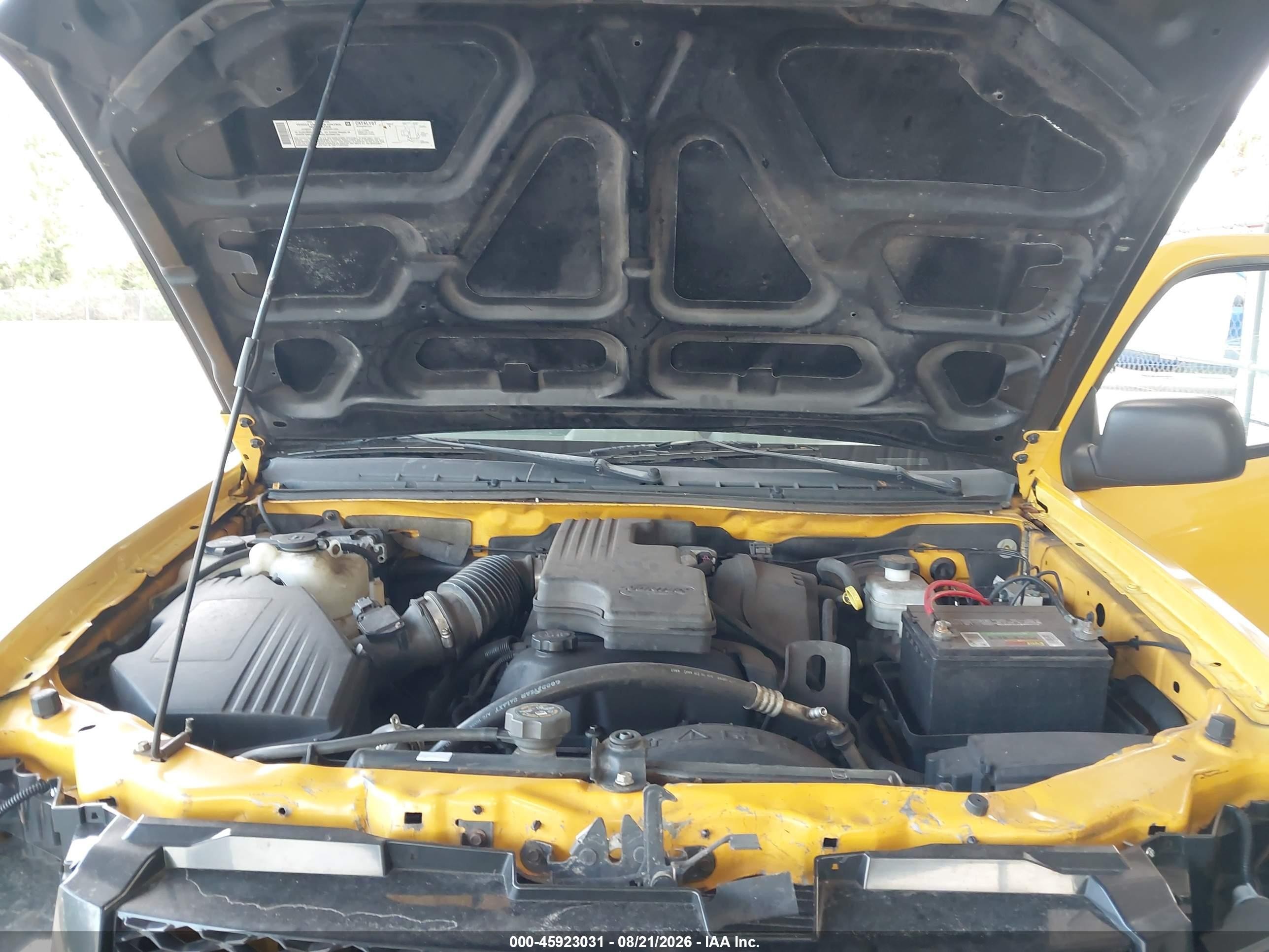 2006 Isuzu I-280 S Yellow vin: 1GGCS198768701679