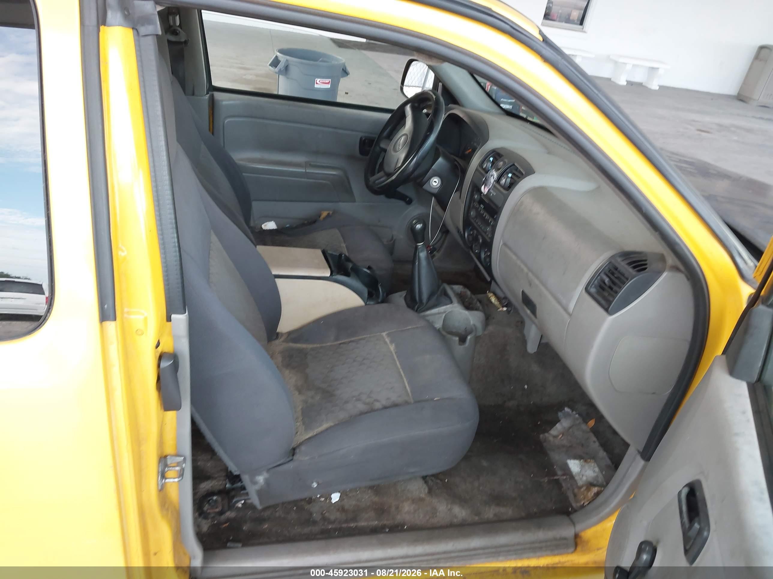 2006 Isuzu I-280 S Yellow vin: 1GGCS198768701679