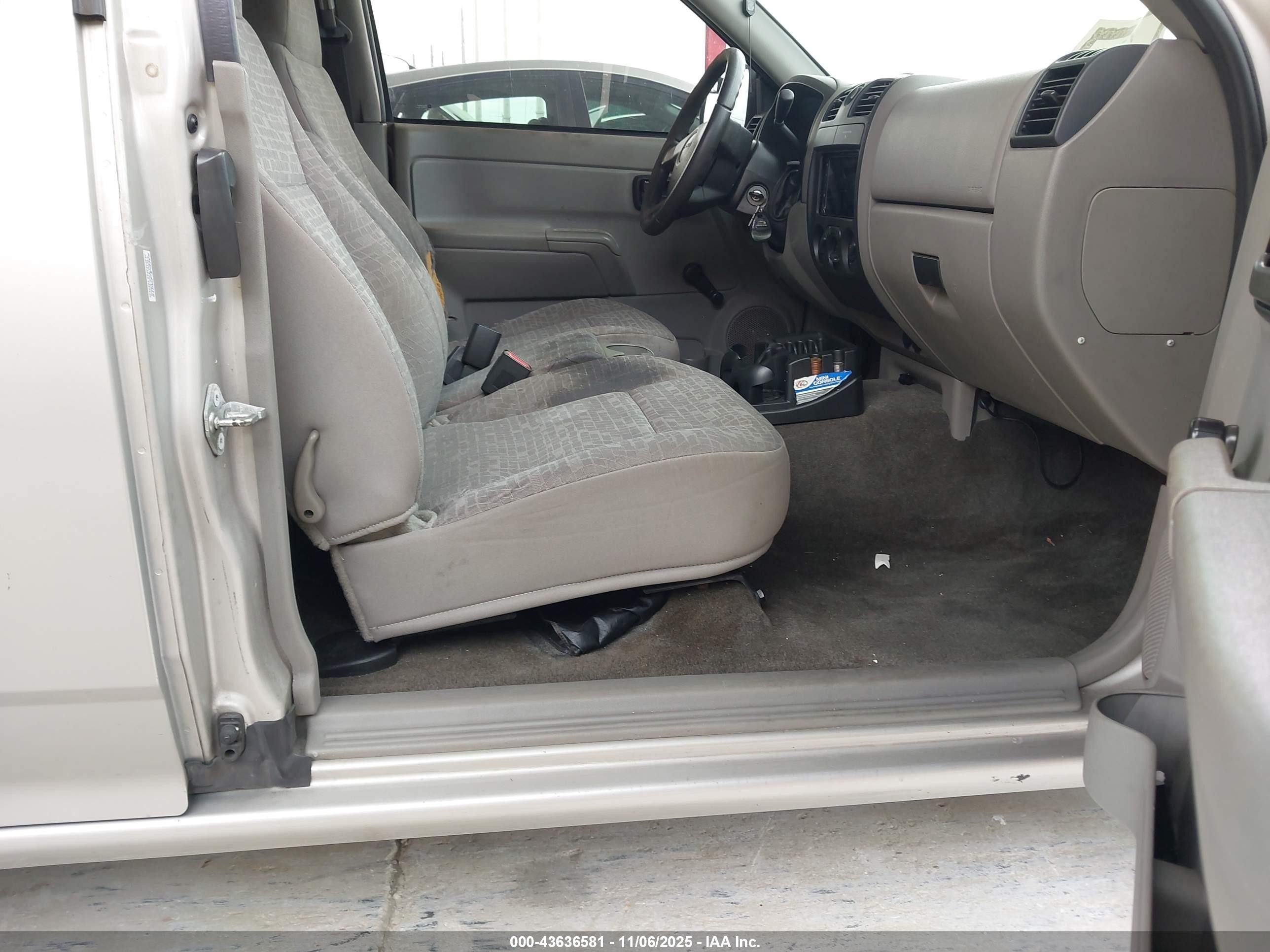 2006 Isuzu I-280 S Champagne vin: 1GGCS198968702851