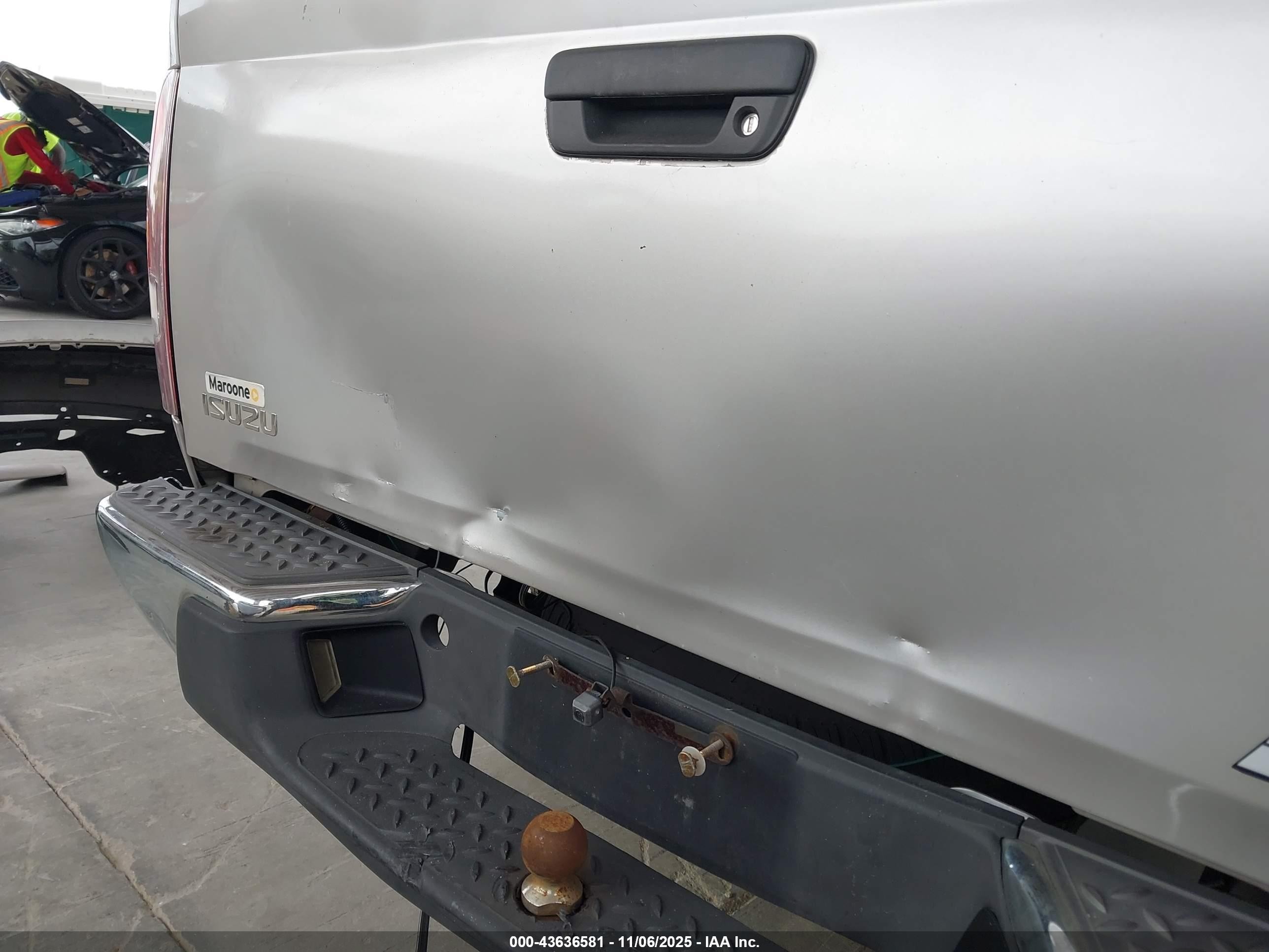 2006 Isuzu I-280 S Champagne vin: 1GGCS198968702851