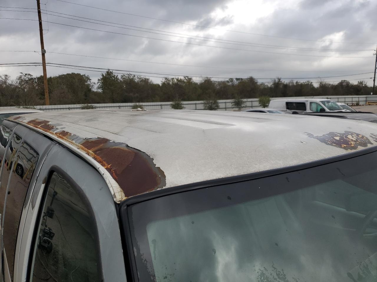 2010 Gmc Savana G3500 Ls White vin: 1GJ2GZDG5A1180158 Damage: Roof, Rust, > 12 Inches