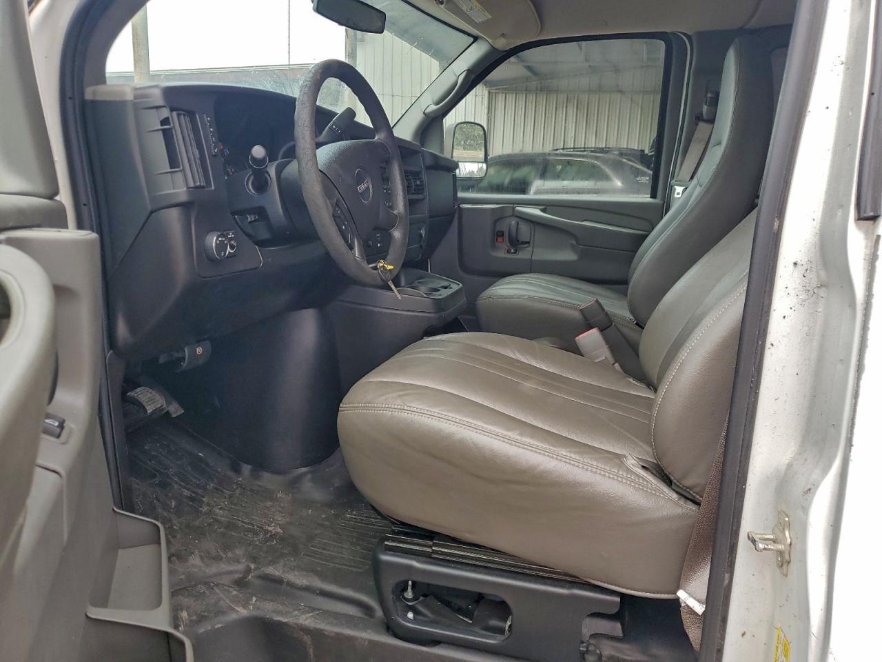 2010 Gmc Savana G3500 Ls White vin: 1GJ2GZDG5A1180158