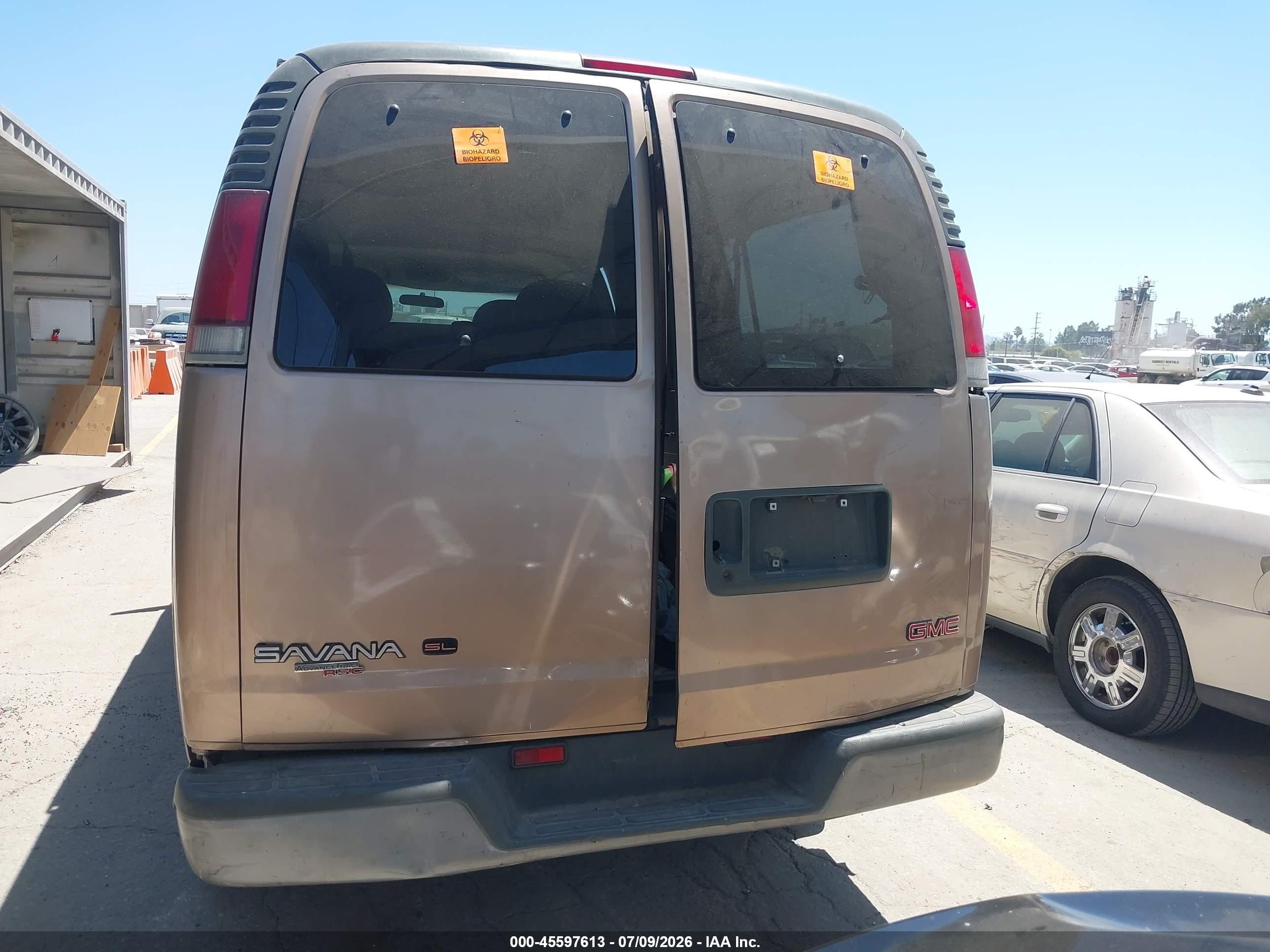 2001 Gmc Savana Standard Brown vin: 1GJGG25R511117817