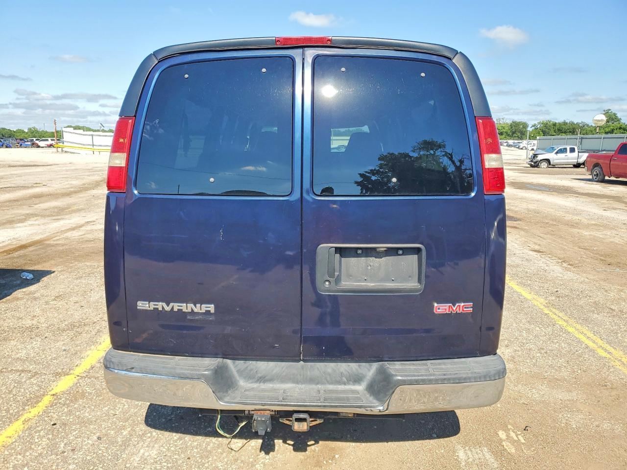 2008 Gmc Savana G3500 Blue vin: 1GJHG39K781235093