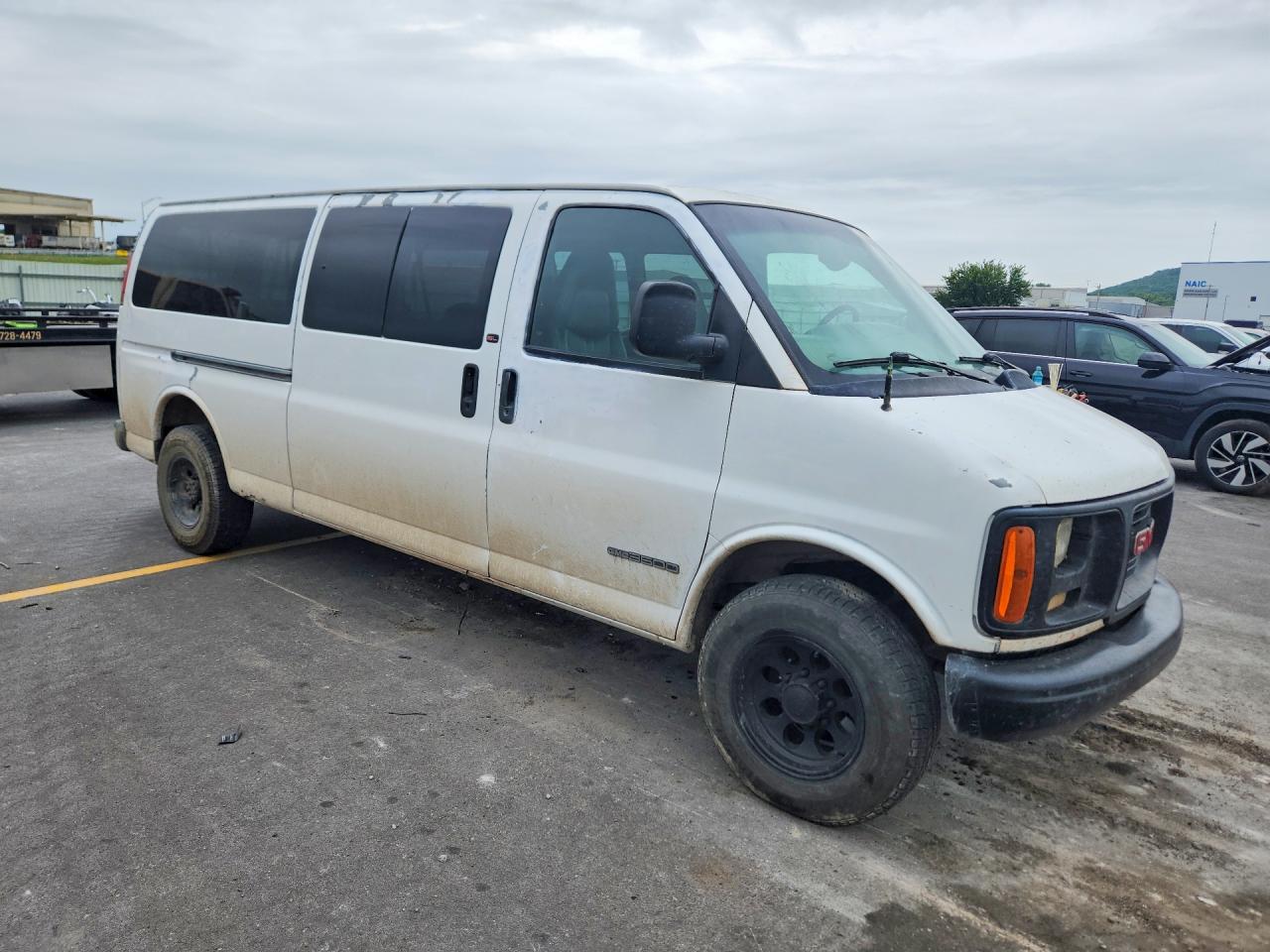 1998 Gmc Savana G3500 White vin: 1GJHG39R3W1090550