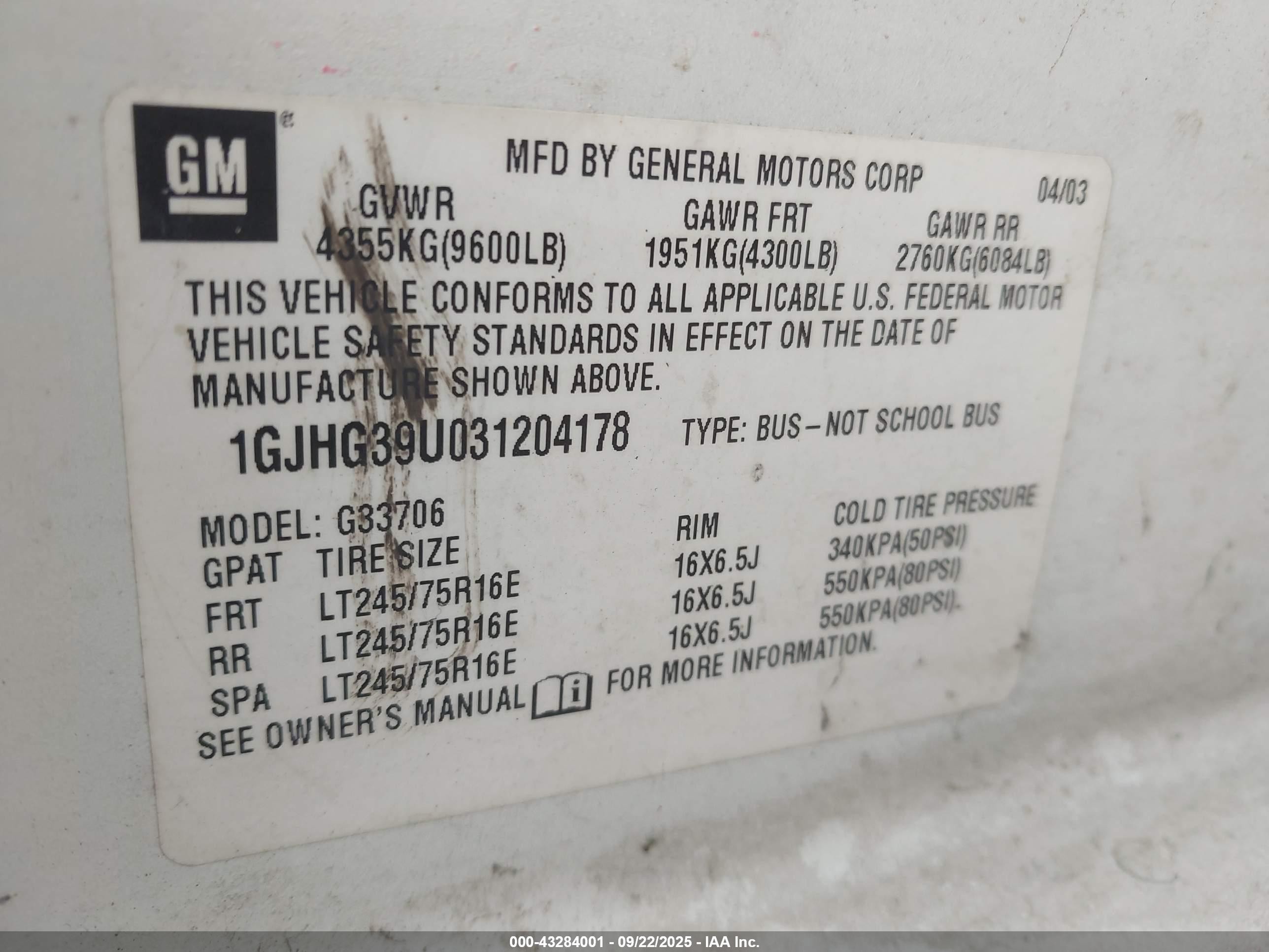 2003 Gmc Savana Standard White vin: 1GJHG39U031204178