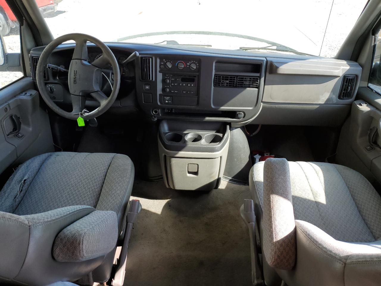 2003 Gmc Savana G3500 Белый vin: 1GJHG39U431236373