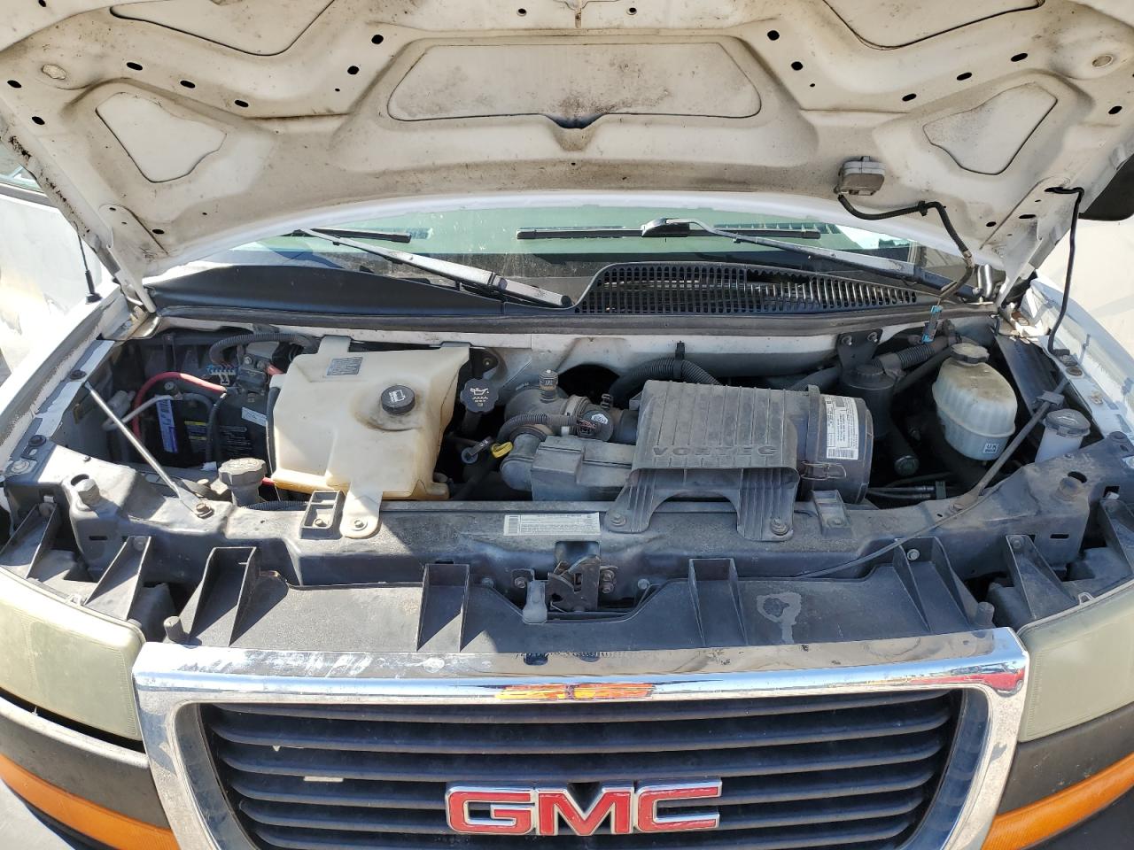 2003 Gmc Savana G3500 Белый vin: 1GJHG39U431236373