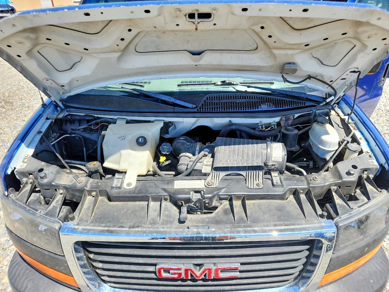 2005 Gmc Savana G3500 Blue vin: 1GJHG39U651225863