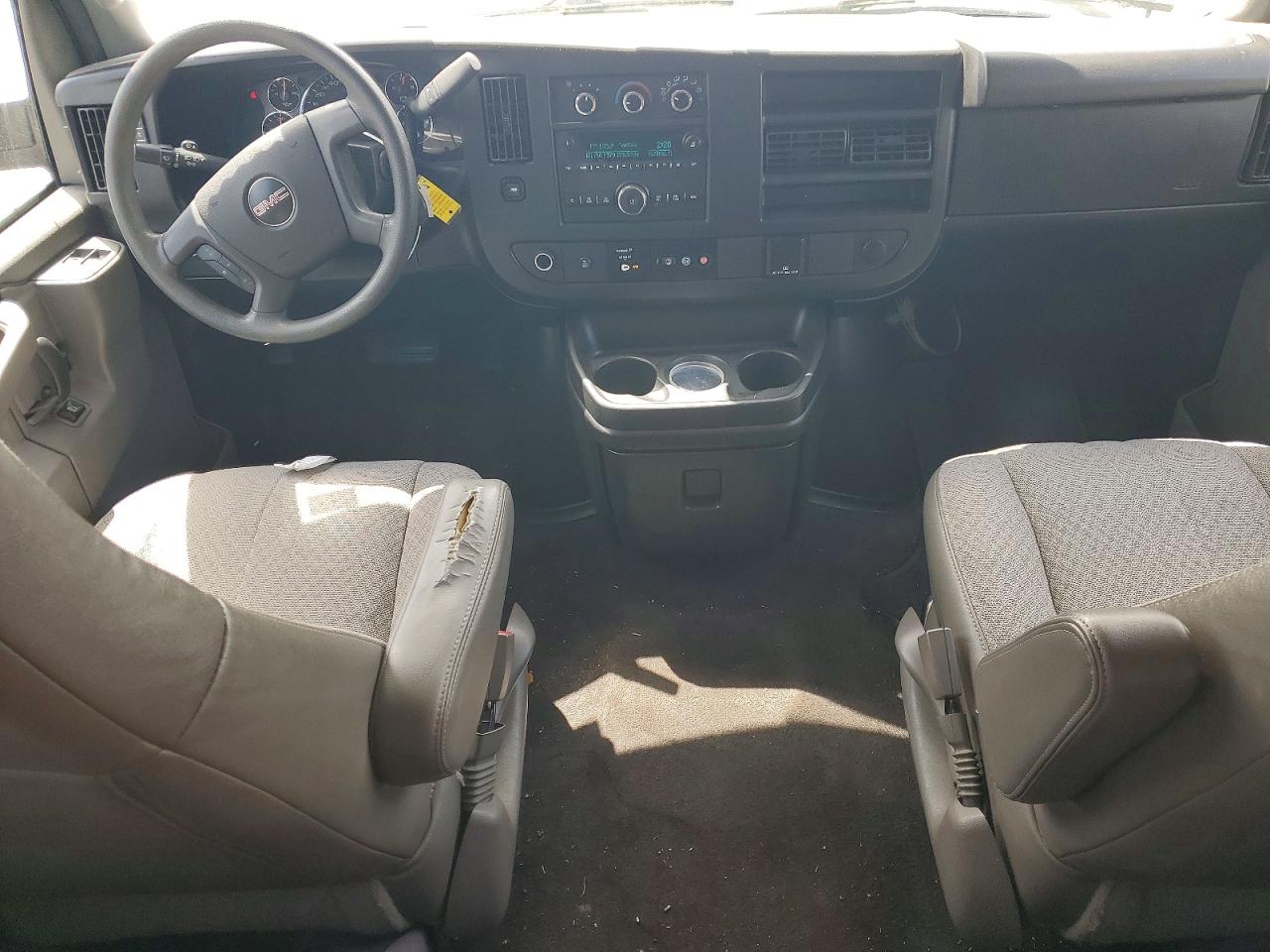 2017 Gmc Savana G2500 Lt Серебряный vin: 1GJW7FFF2H1312758