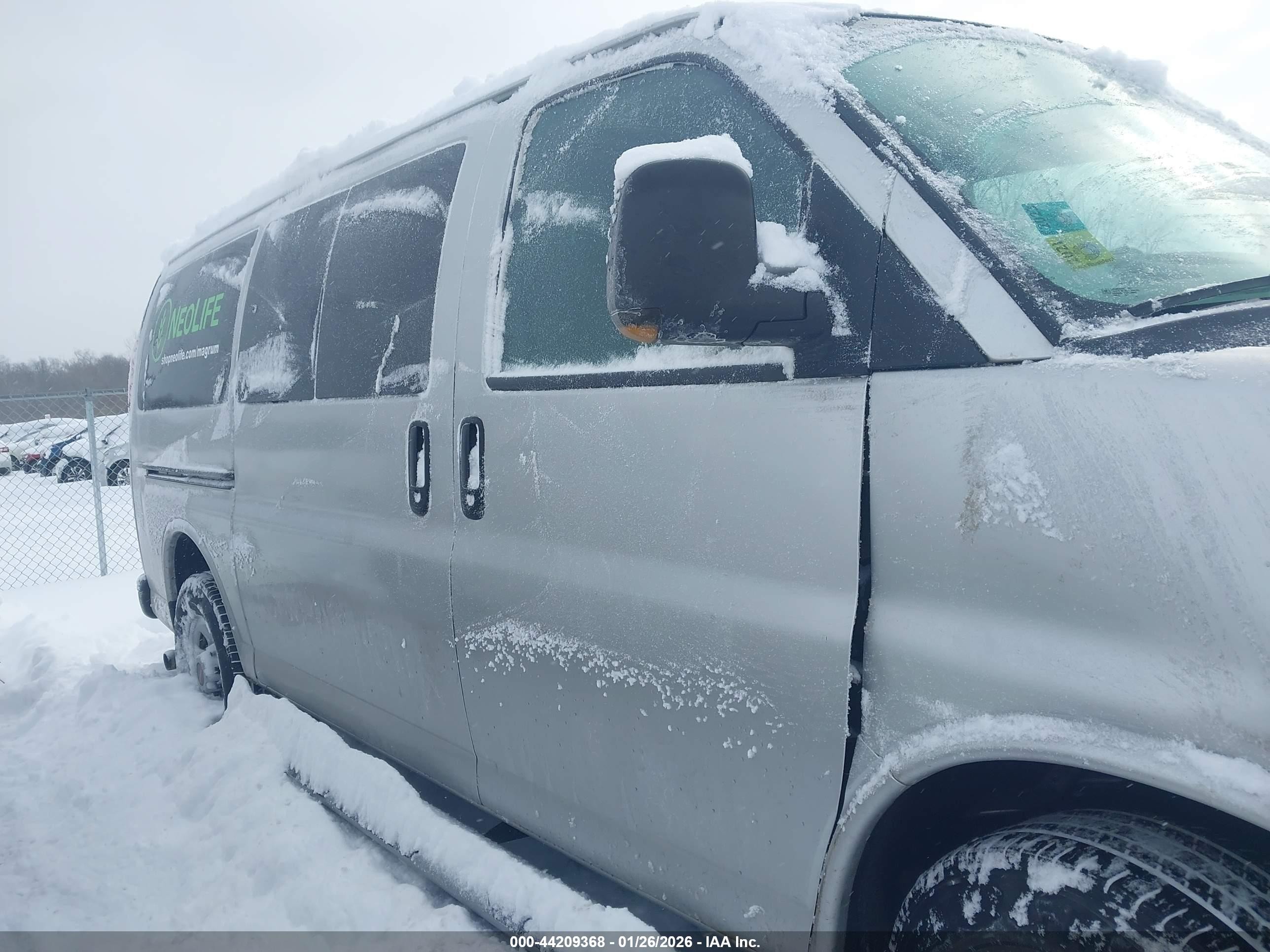 2012 Gmc Savana 2500 Lt Серебряный vin: 1GJW7RFG1C1189523