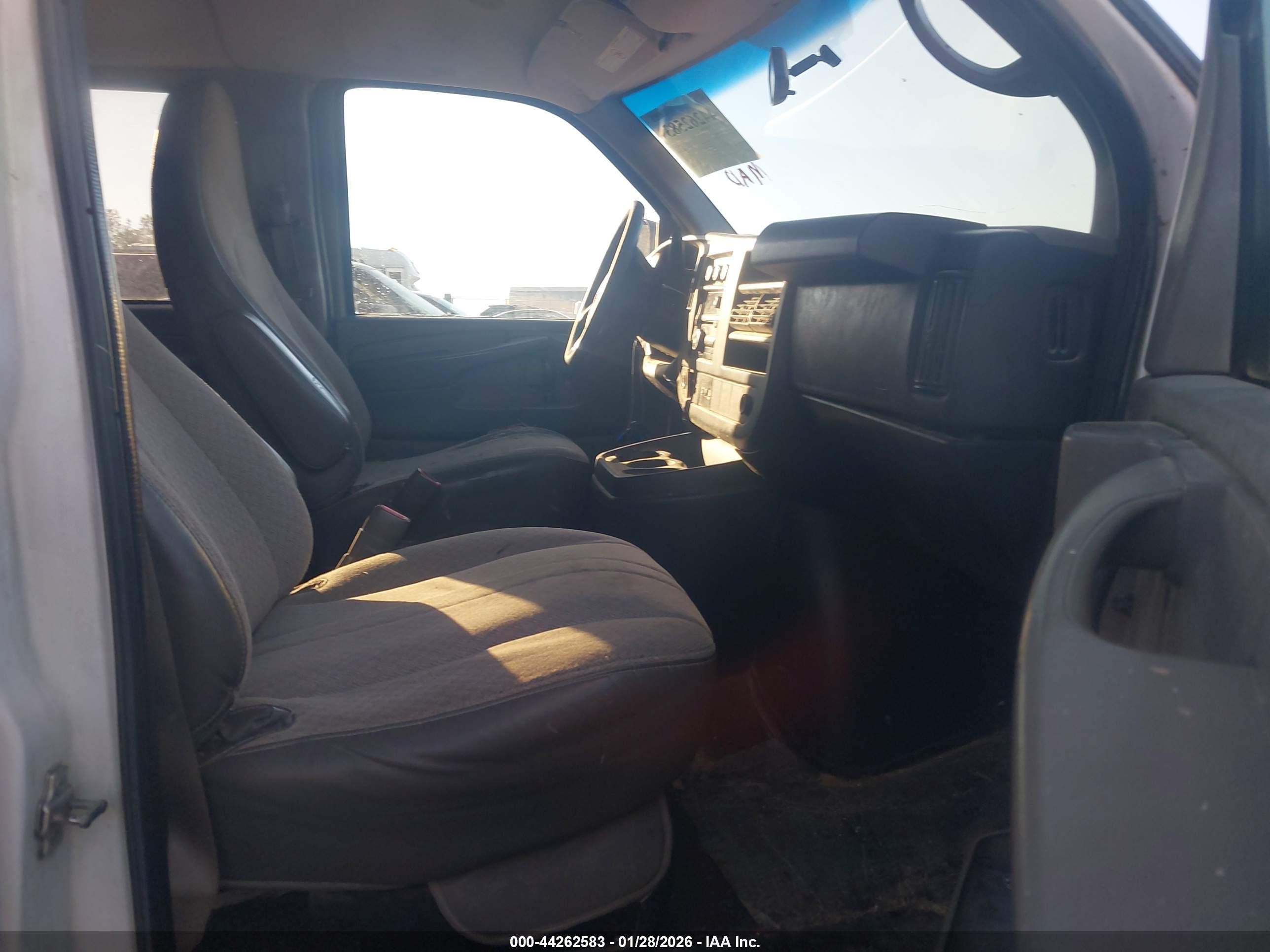 2014 Gmc Savana 3500 Lt White vin: 1GJZ71FA4E1155380