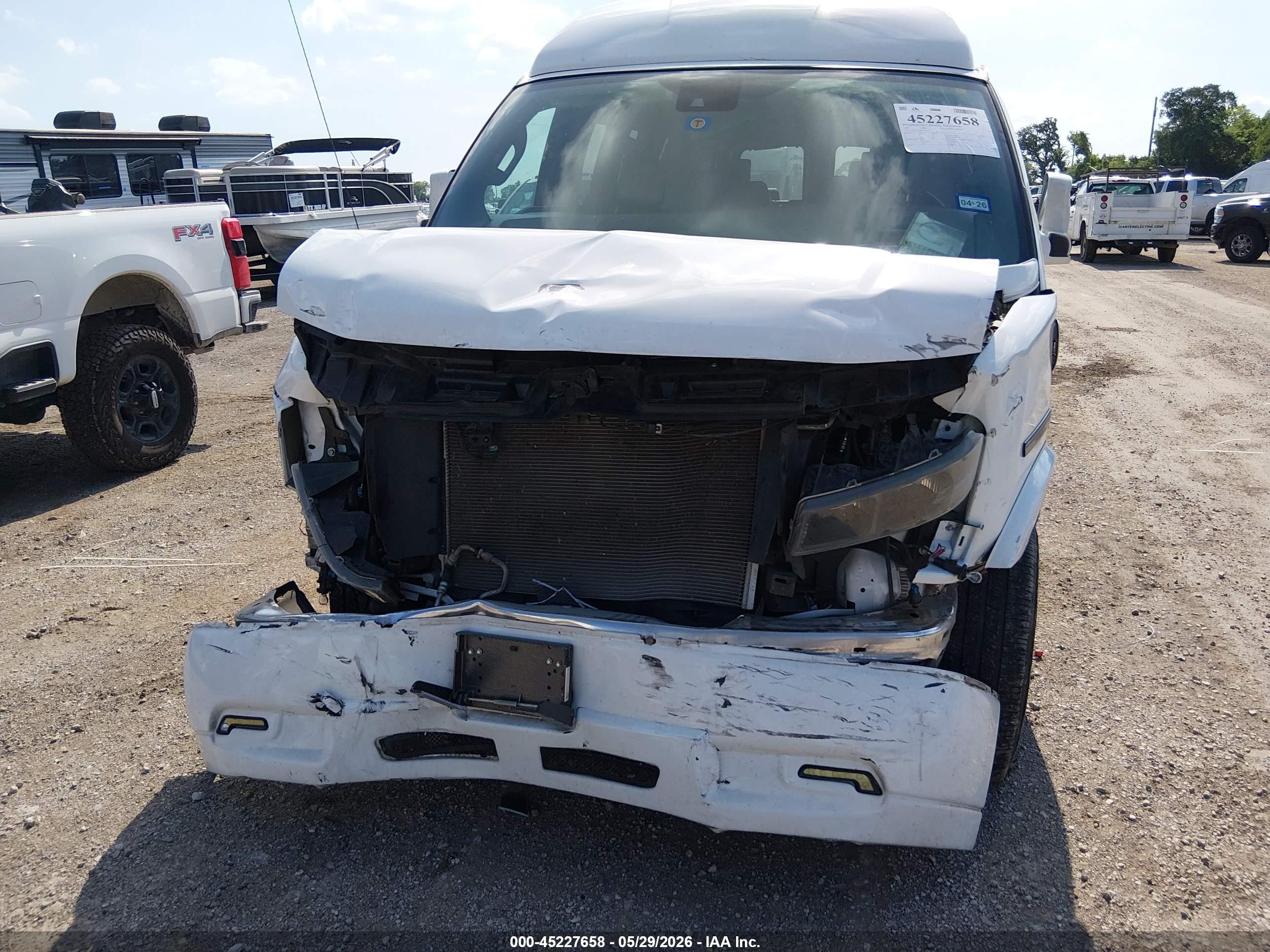 2021 Gmc Savana Cargo Rwd 3500 Extended Wheelbase Ls White vin: 1GJZ7NF78M1304710