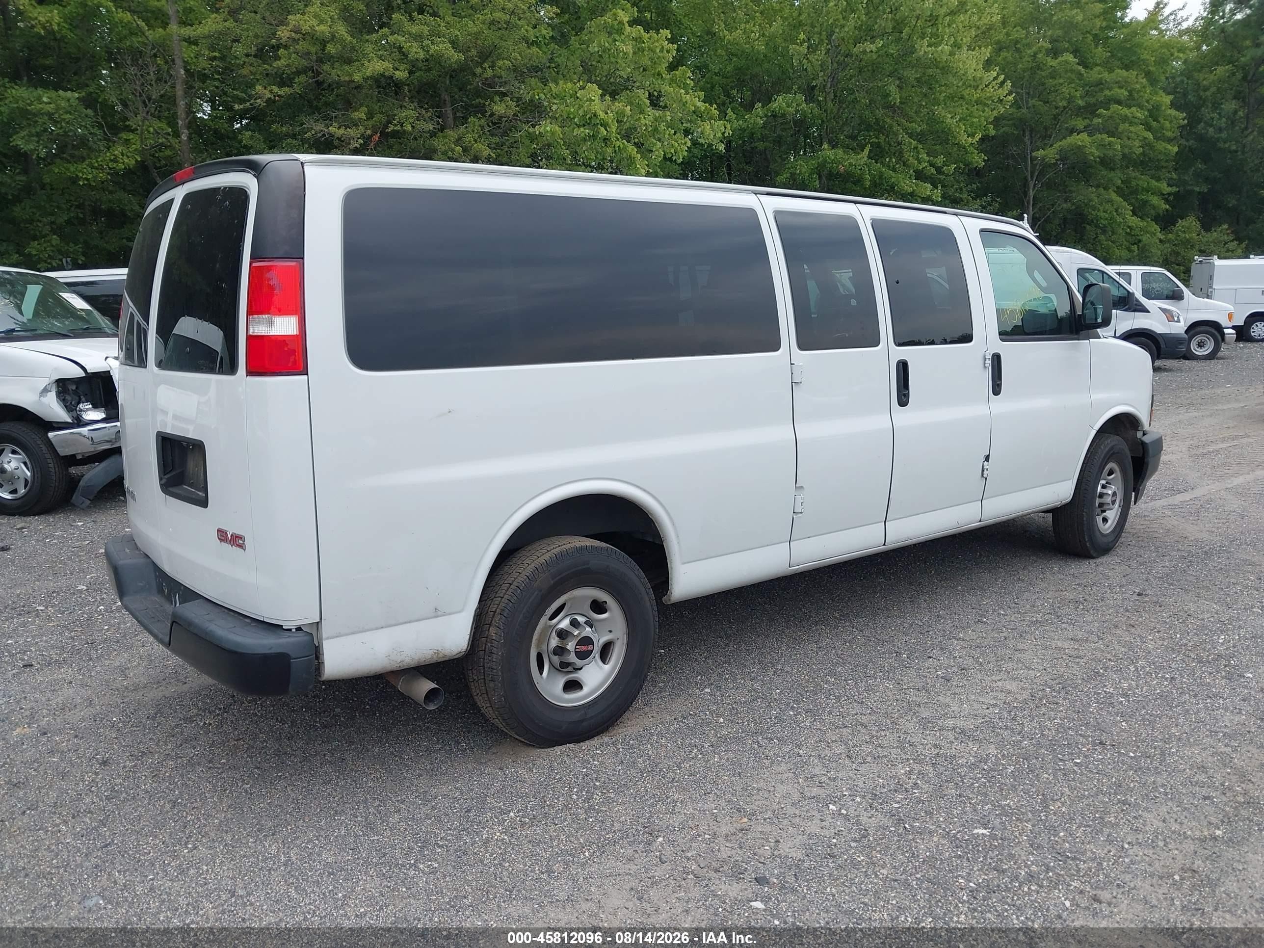 2018 Gmc Savana 3500 Ls Белый vin: 1GJZ7NFG5J1340155