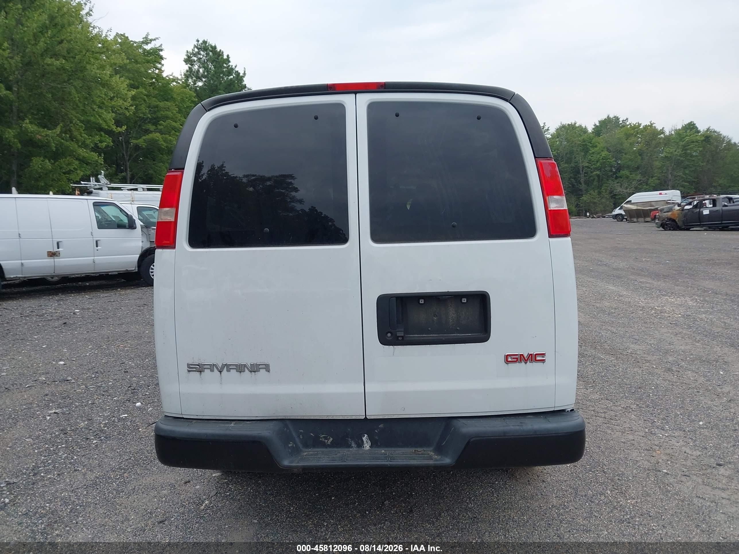 2018 Gmc Savana 3500 Ls Белый vin: 1GJZ7NFG5J1340155