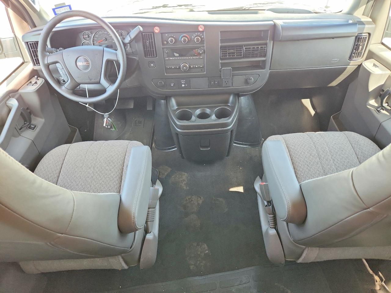 2026 Gmc Savana G3500 Lt White vin: 1GJZ7PF73T1191940
