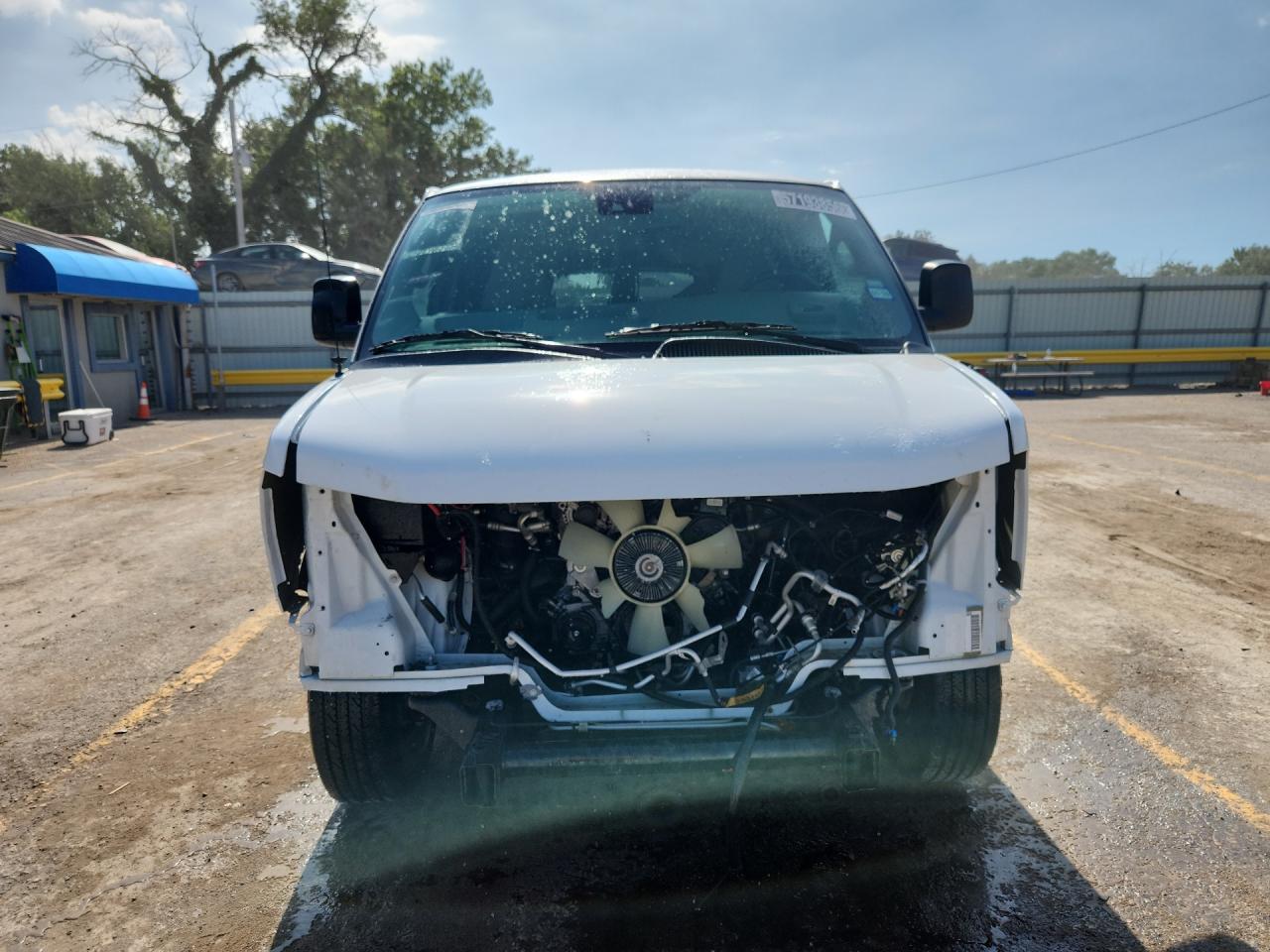 2026 Gmc Savana G3500 Lt White vin: 1GJZ7PF73T1191940 Damage: Front Bumper Reinforcement, Broken, Replacement Required
