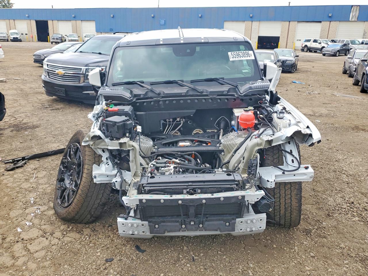2025 Gmc Hummer Suv 2x White vin: 1GKB0NDEXSU107004