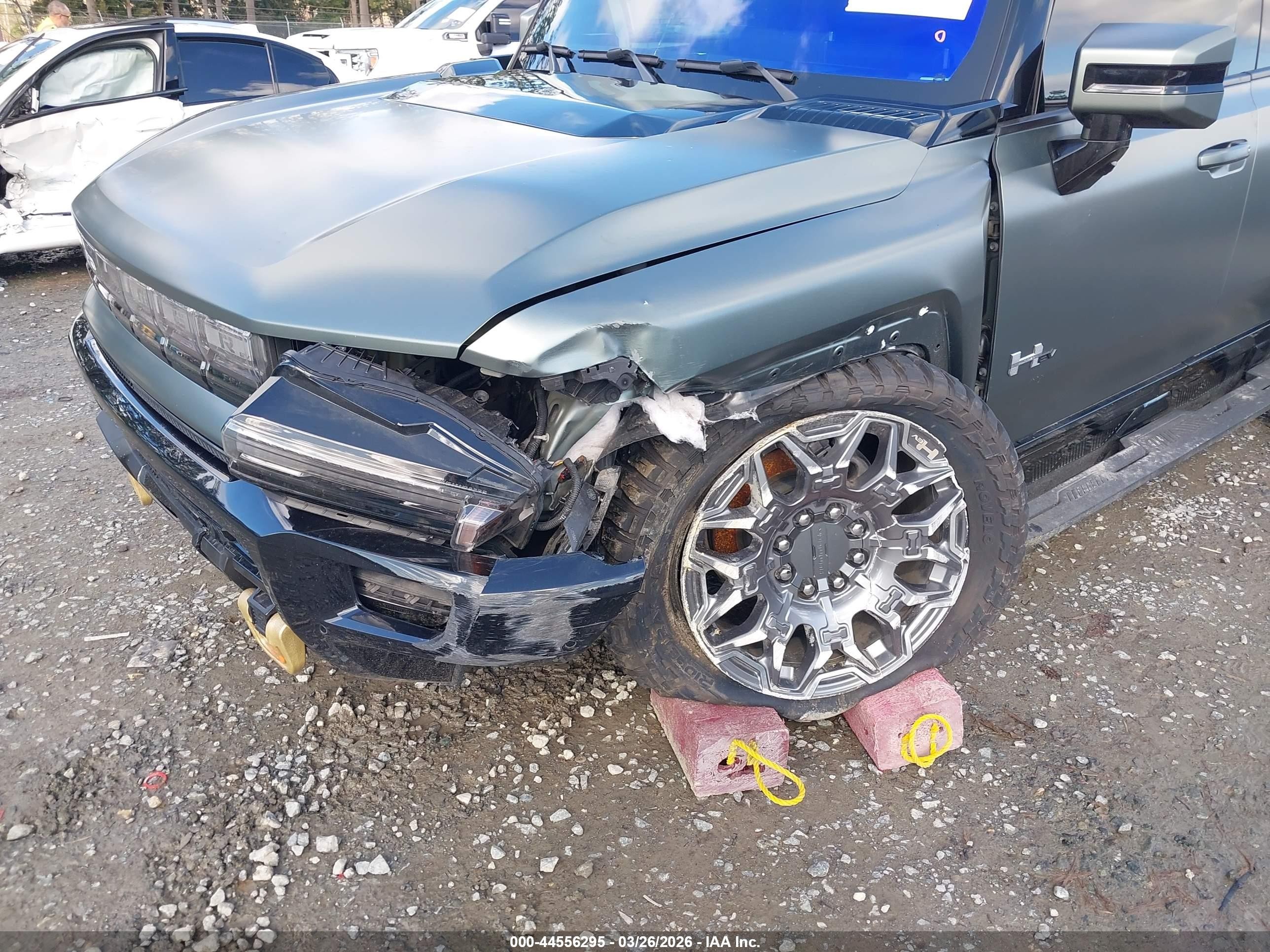 2024 Gmc Hummer Ev Suv 3x Gray vin: 1GKB0RDC3RU100038