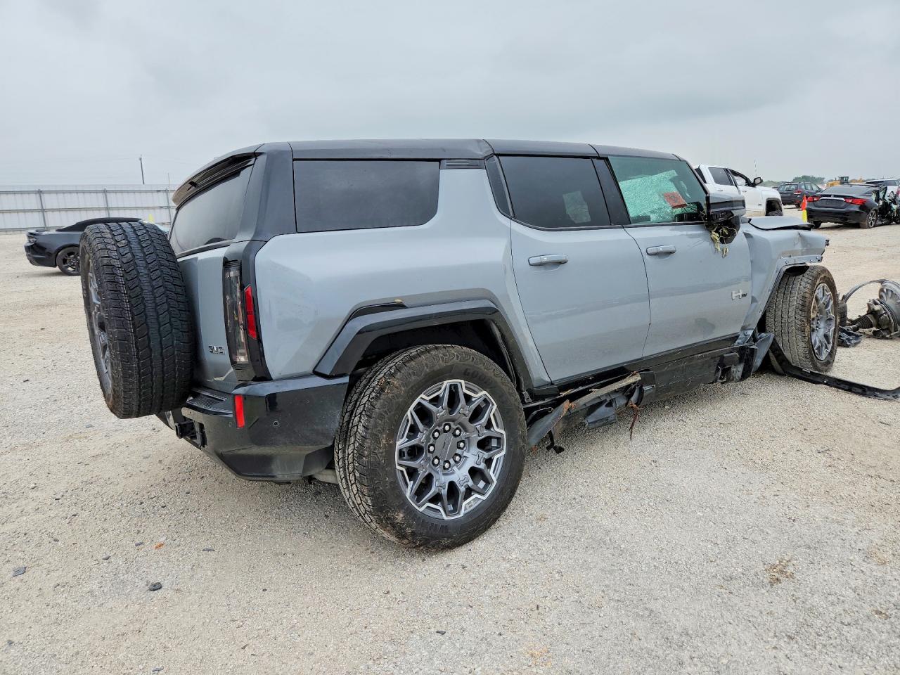 2024 Gmc Hummer Suv 3x Gray vin: 1GKB0RDC8RU113125