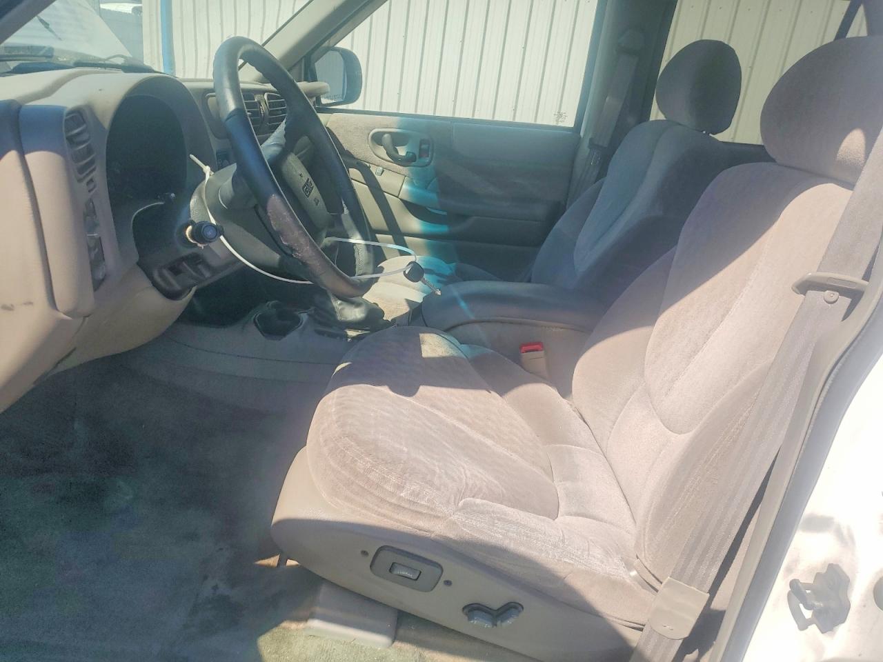 2000 Gmc Jimmy White vin: 1GKCS13W4Y2329480