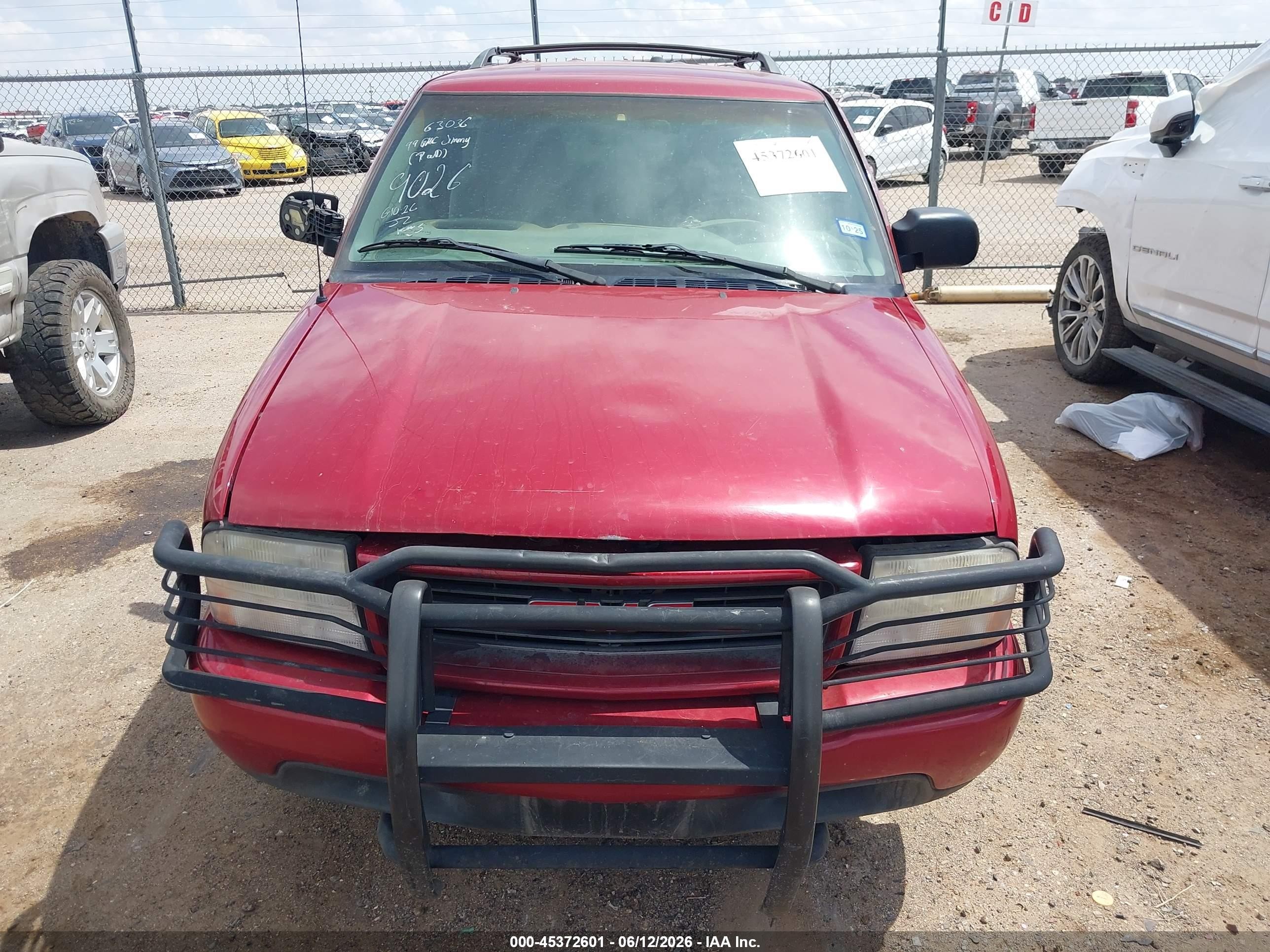 1999 Gmc Jimmy Sls Red vin: 1GKCS18W2XK519026